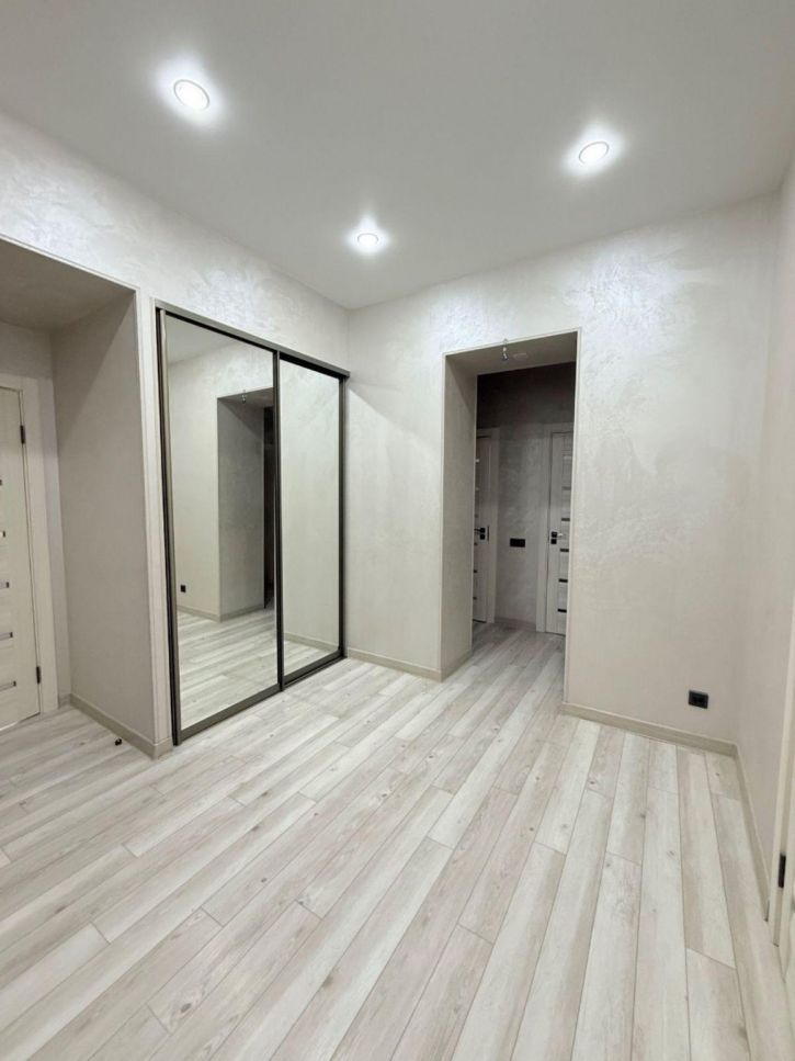 3-комн квартира Кирова проспект, 40