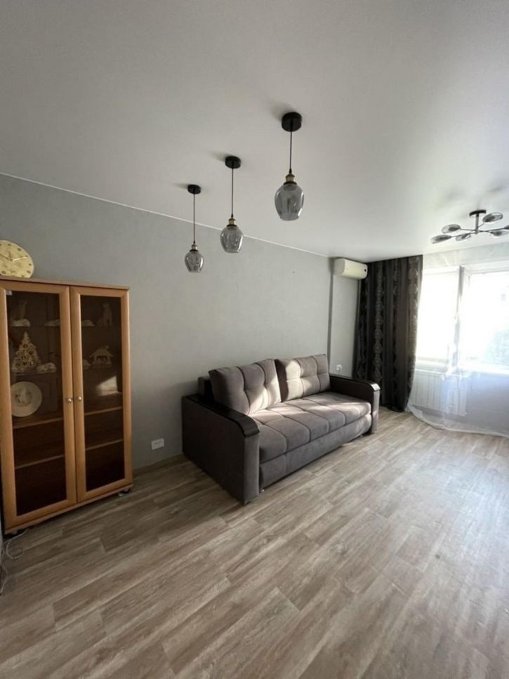 2-комн квартира Металлургов проспект, 50