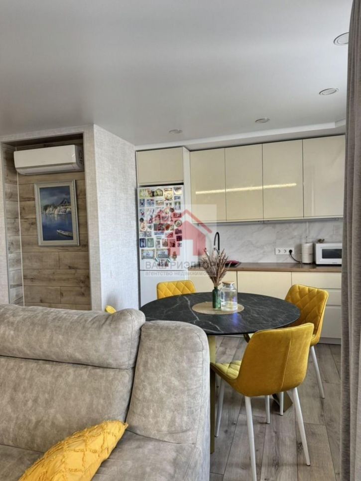 3-комн квартира 5-я просека, 110В