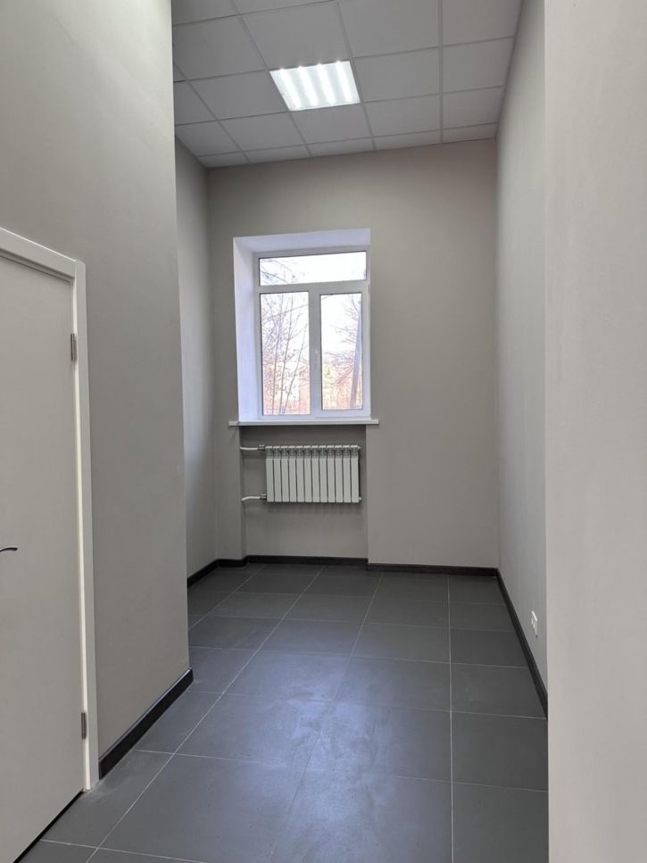 Торговое помещение Свободы улица, 89