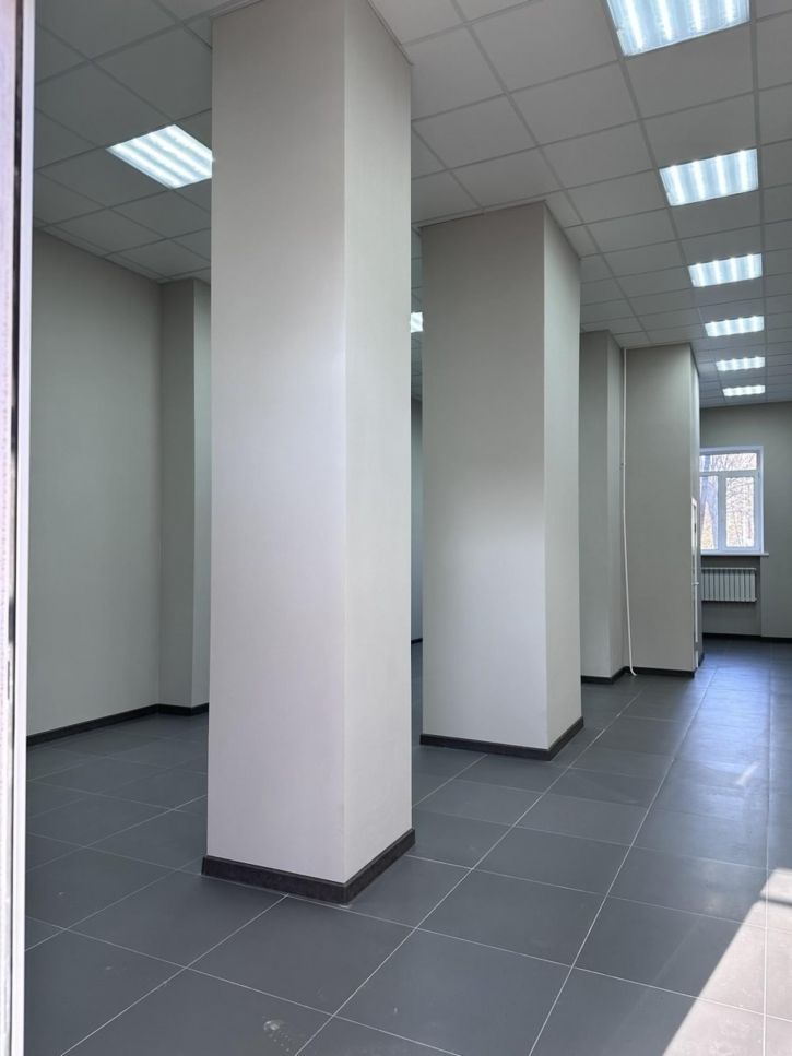 Торговое помещение Свободы улица, 89