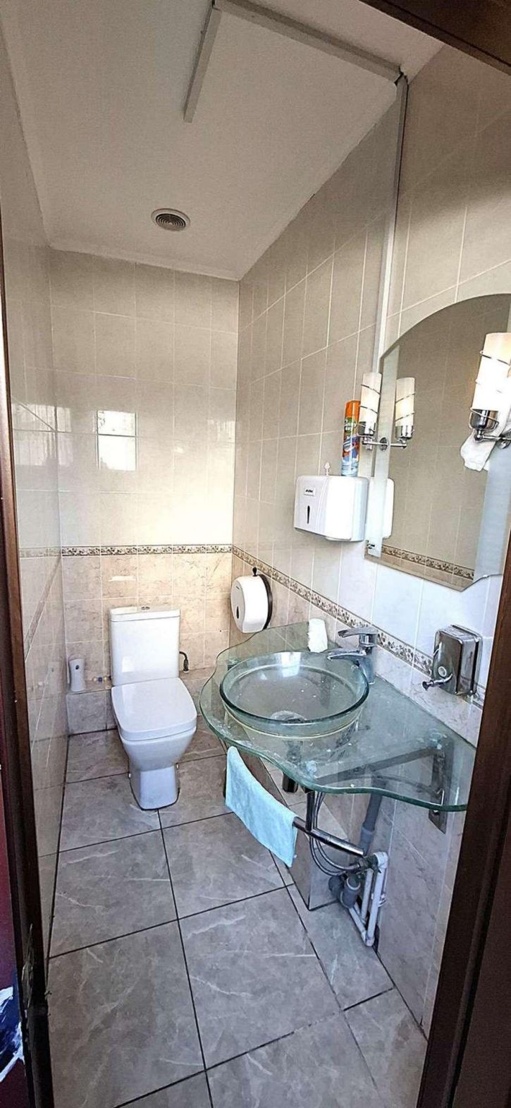 Торговое помещение Академика Платонова улица, 8