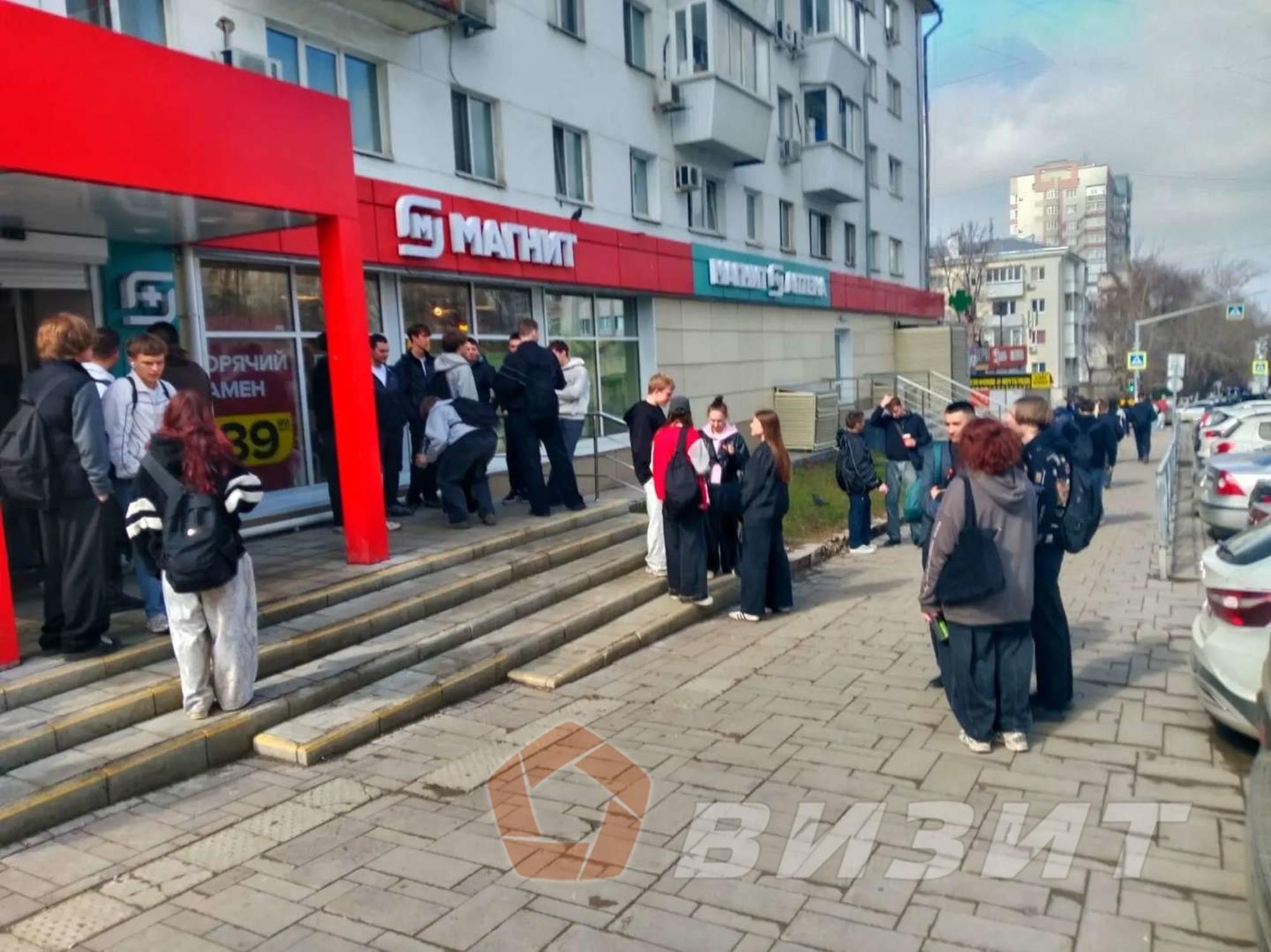 Сдать торговое помещение за 33 000 рублей на Первомайская улица, 25