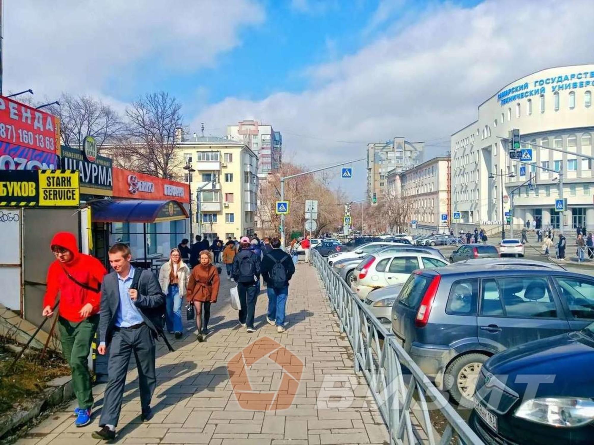 Сдать торговое помещение за 33 000 рублей на Первомайская улица, 25