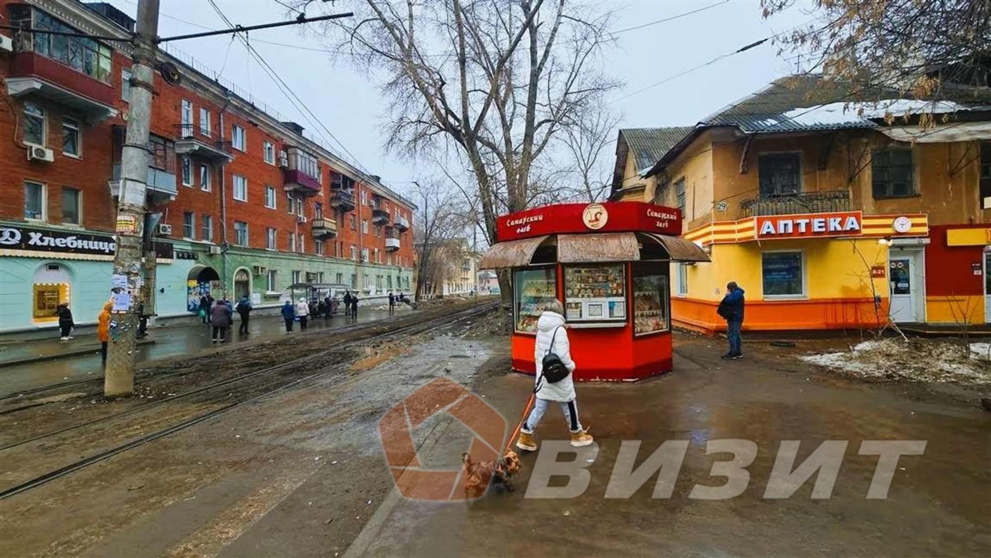 Купить торговое помещение за 18 500 000 рублей на Металлургов проспект, 29