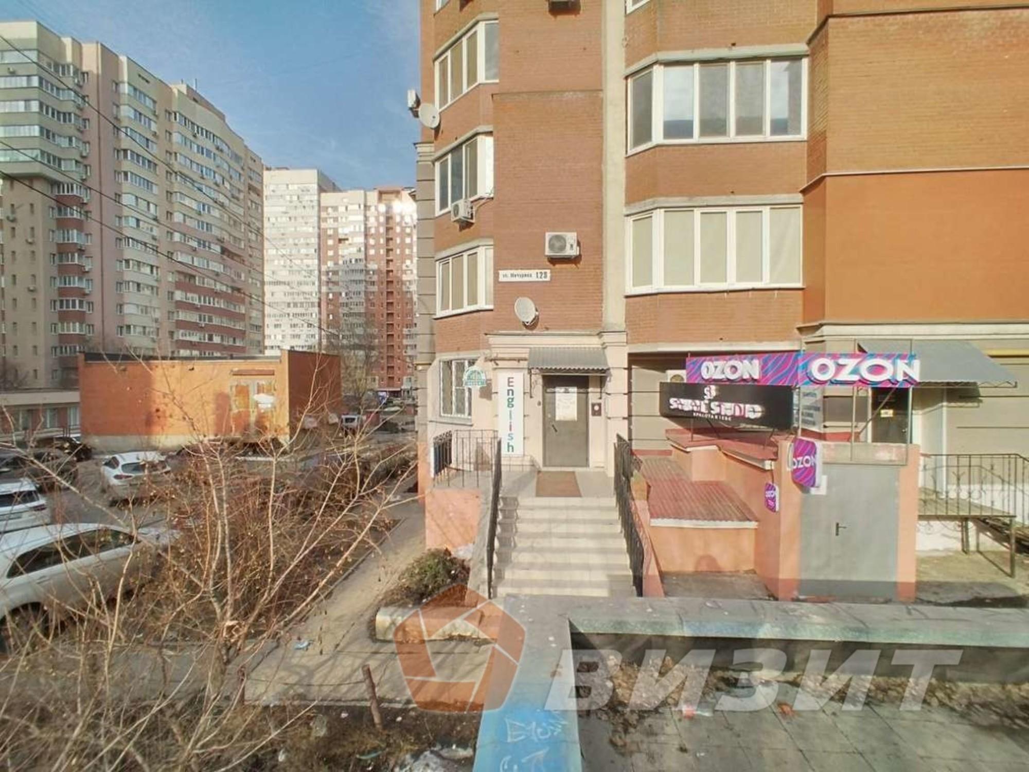 Сдать торговое помещение за 60 000 рублей на Мичурина улица, 128
