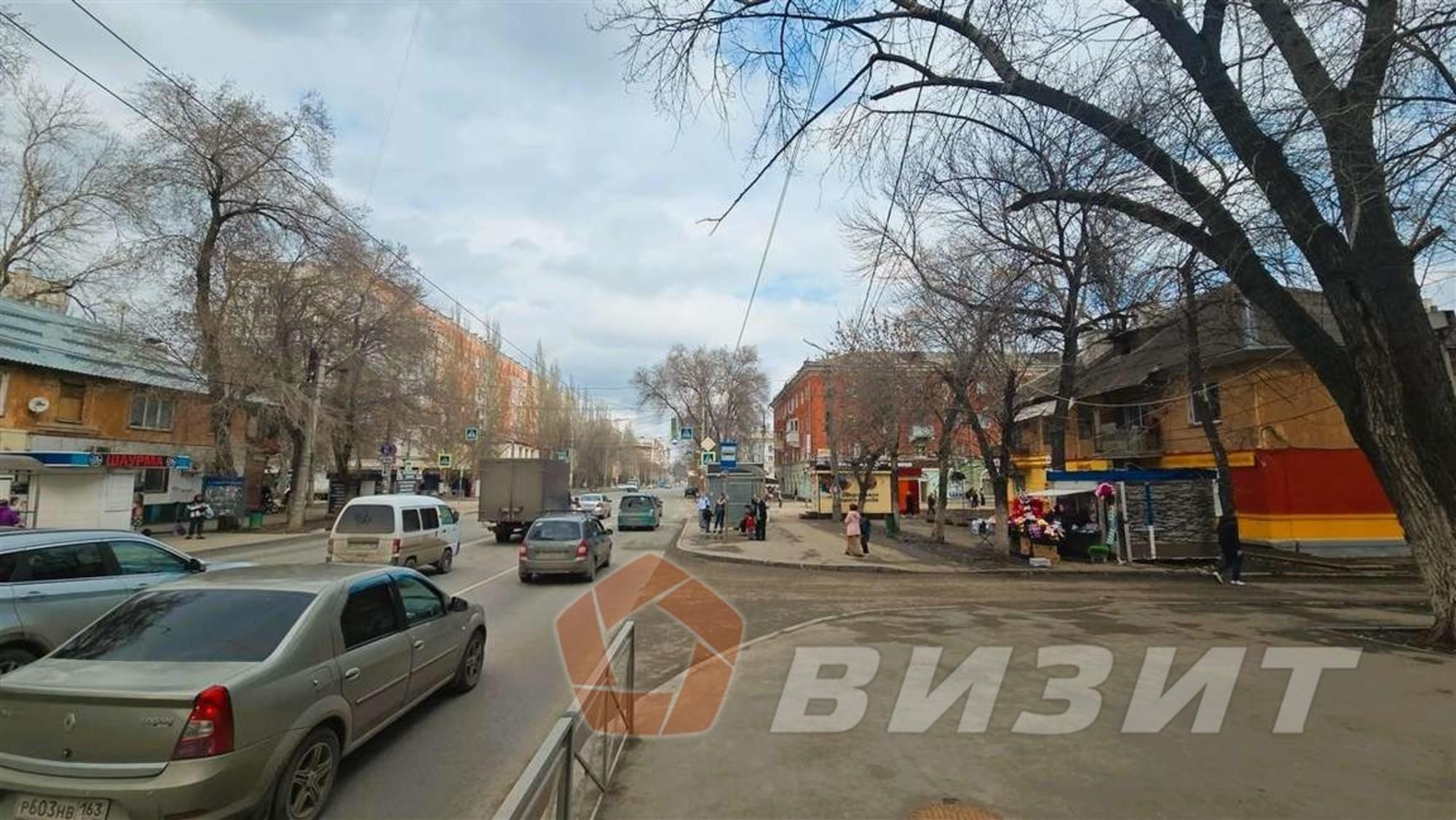 Купить торговое помещение за 11 200 000 рублей на Металлургов проспект, 29
