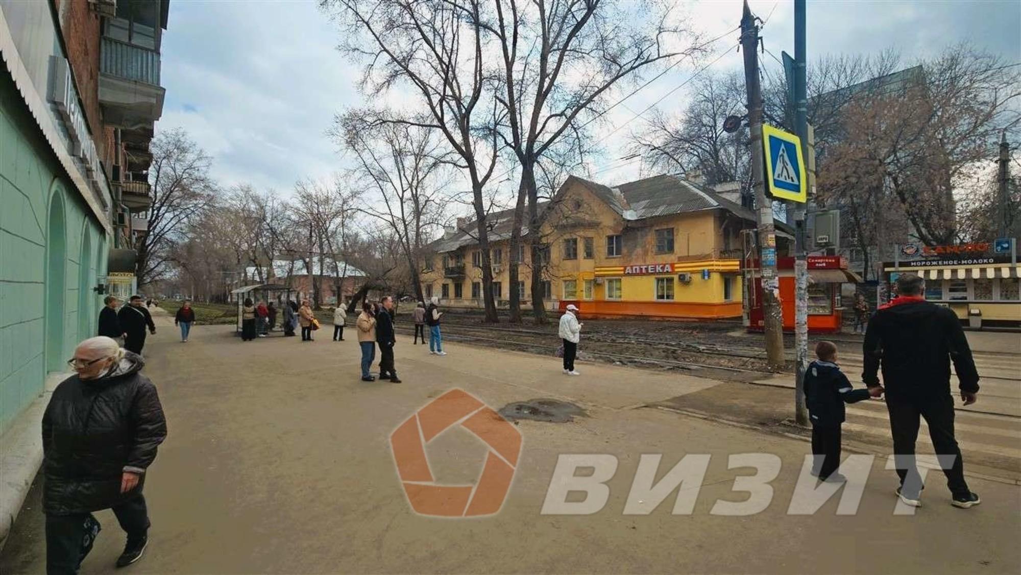Купить торговое помещение за 14 070 000 рублей на Металлургов проспект, 29