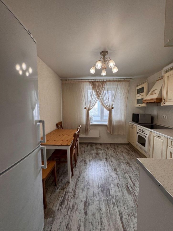 3-комн квартира Енисейская улица, 50
