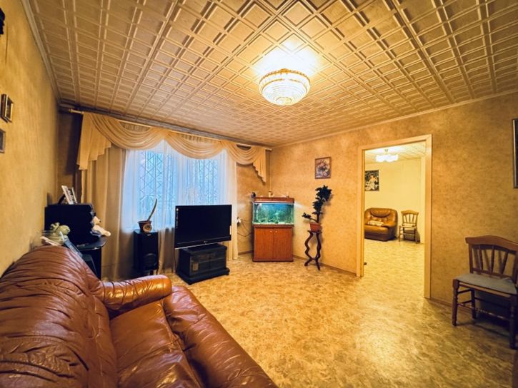 3-комн квартира Демократическая улица, 20