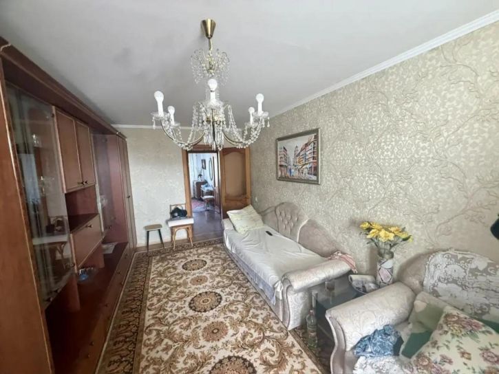 3-комн квартира Крайняя улица, 11