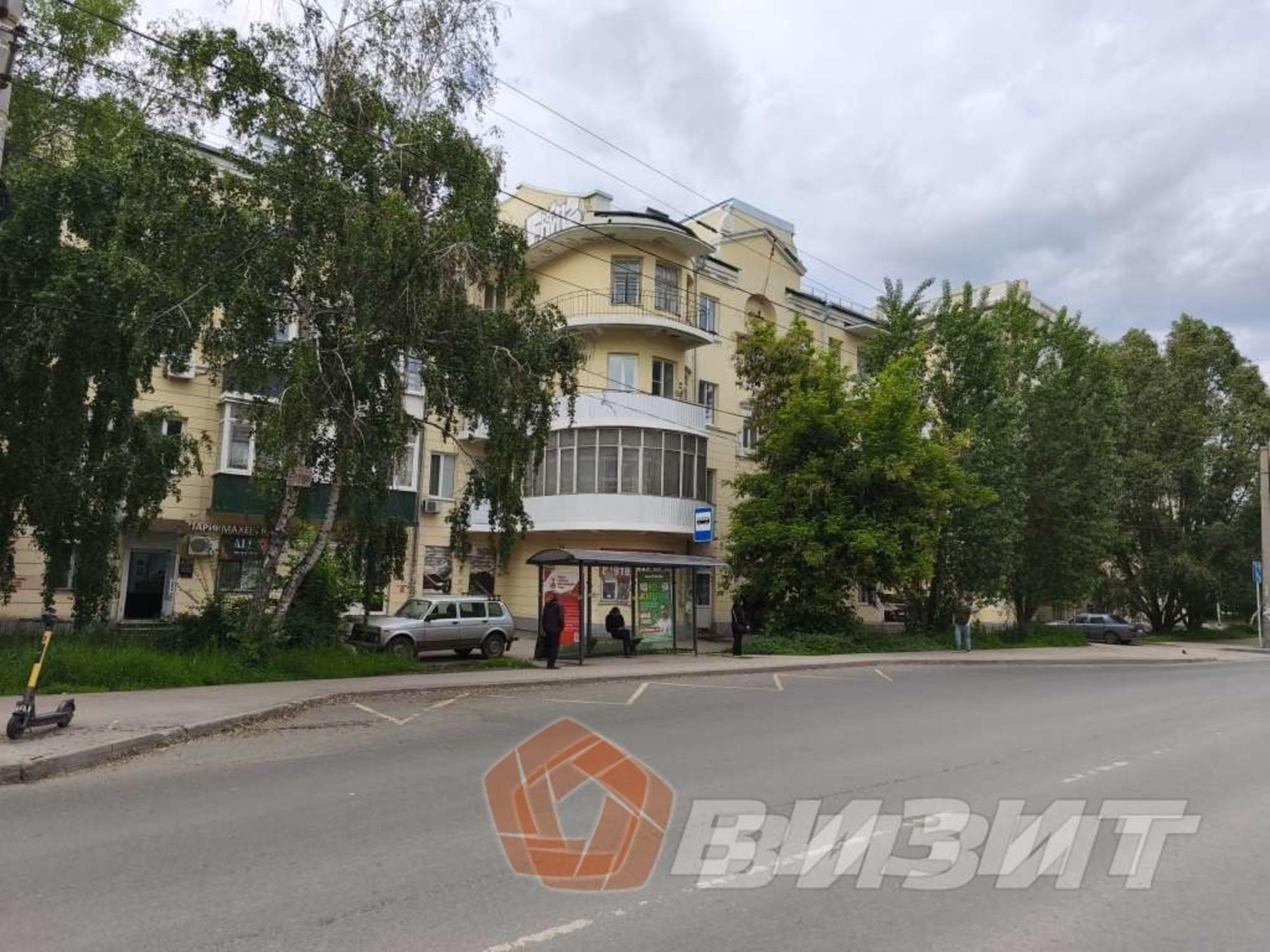 Сдать торговое помещение за 60 000 рублей на Победы улица, 96