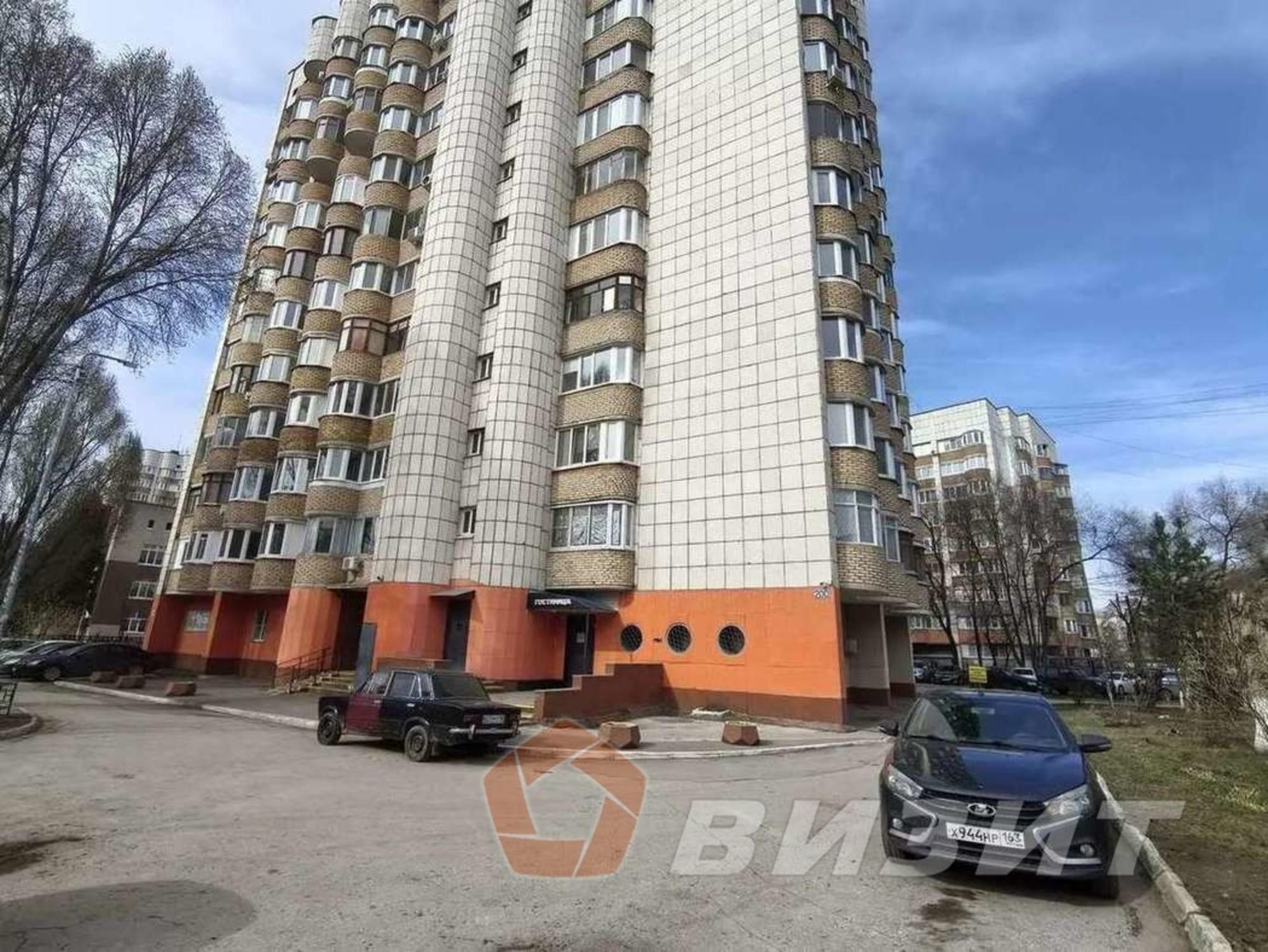 Сдать торговое помещение за 40 000 рублей на Свободы улица, 200