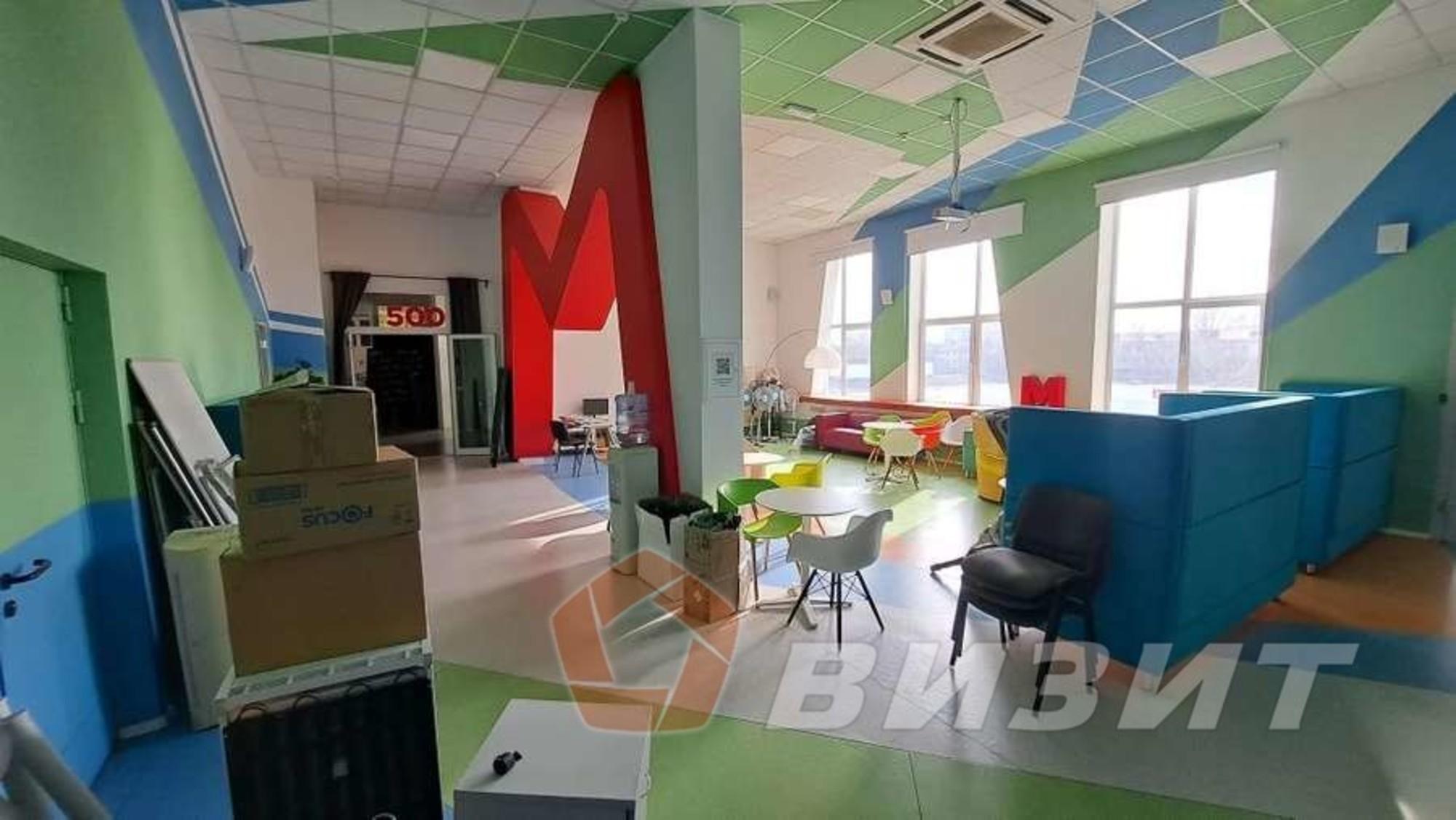 Сдать офис, помещение под офис за 642 400 рублей на Авроры улица, 110к1