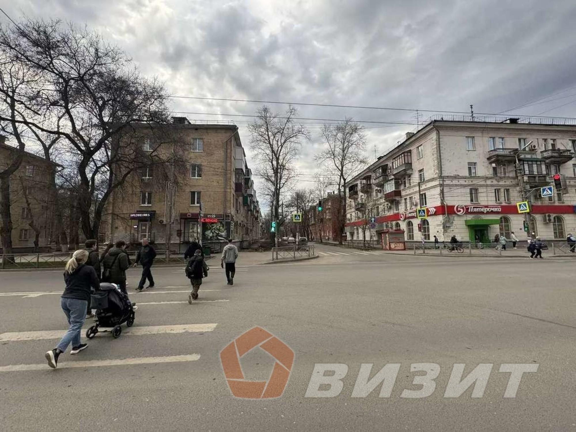 Купить торговое помещение за 5 400 000 рублей на Металлургов проспект, 6