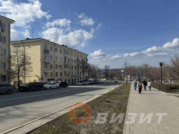 Торговое помещение Полевая улица, 1