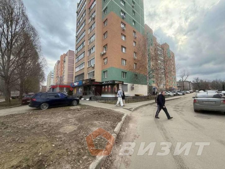 Торговое помещение Парижской Коммуны улица, 22
