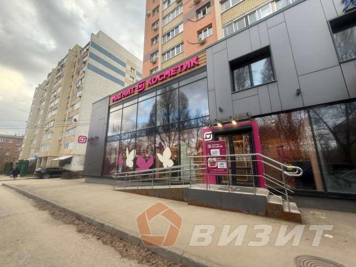 Торговое помещение Парижской Коммуны улица, 22