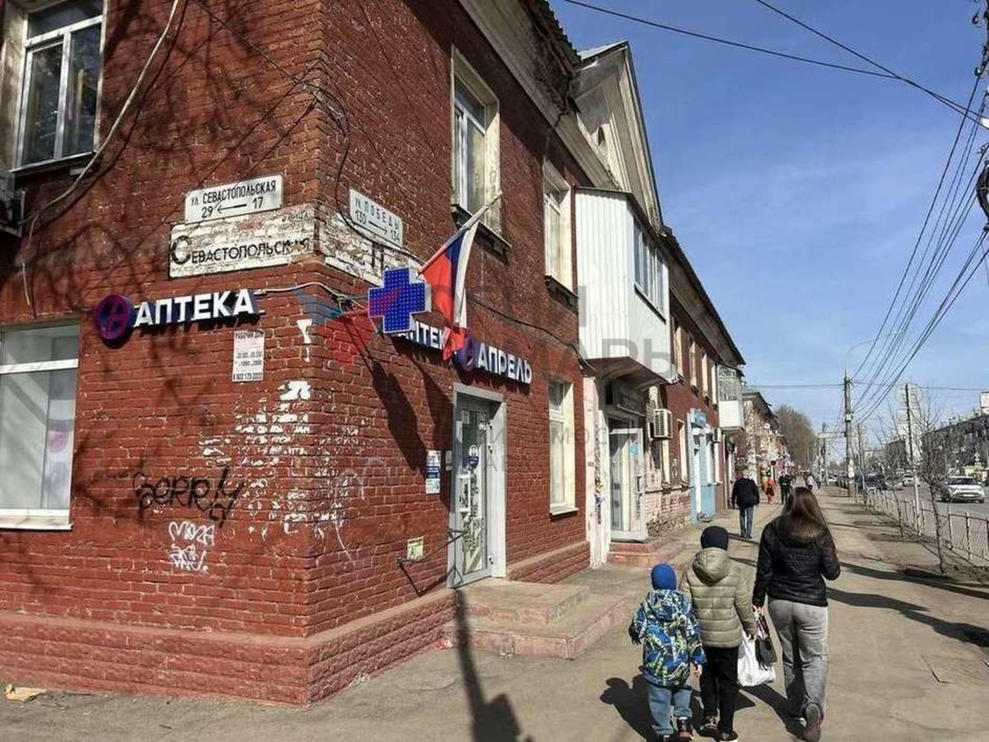 Купить торговое помещение за 12 100 000 рублей на Победы улица, 130