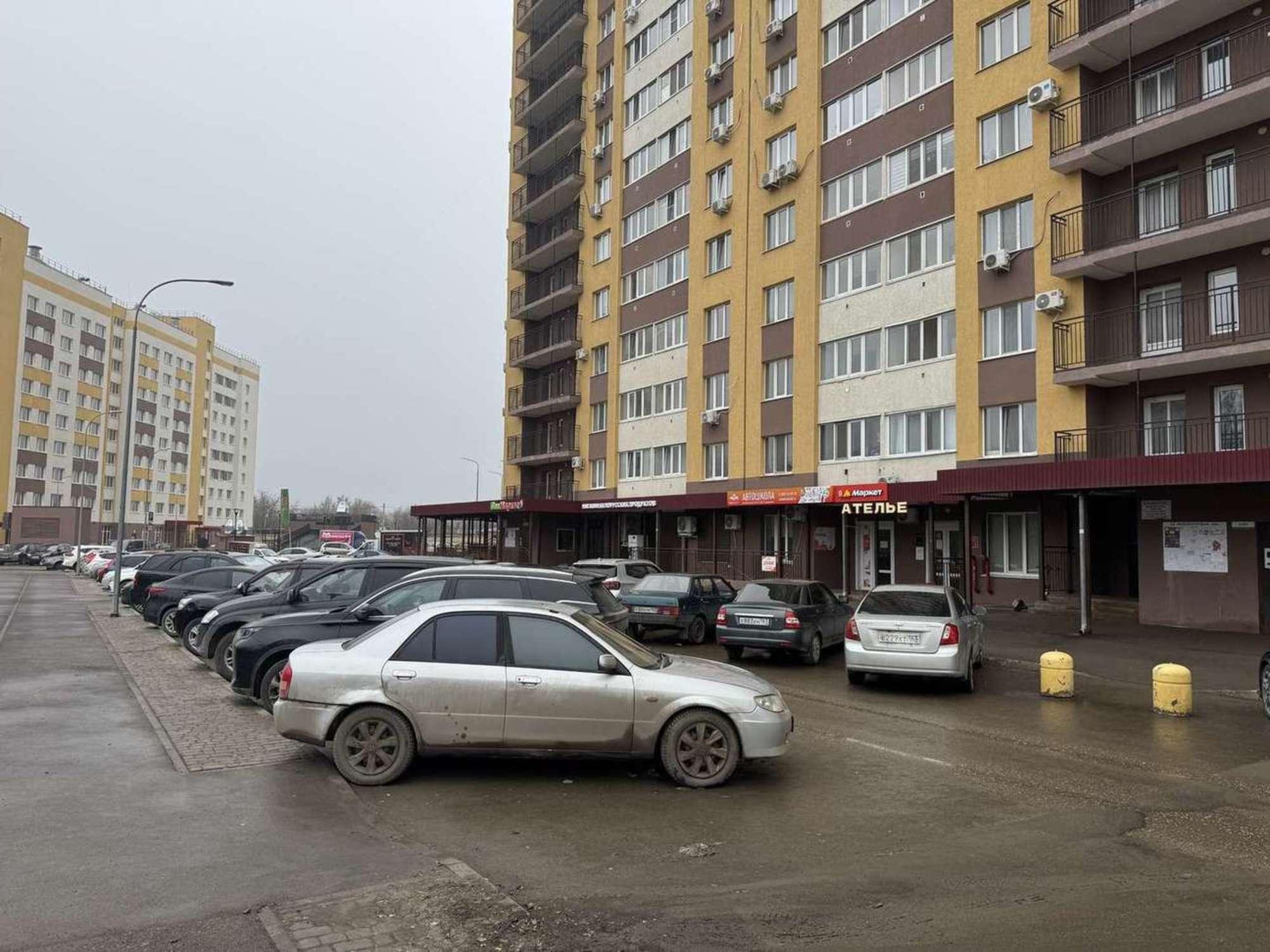 Сдать торговое помещение за 70 000 рублей на Краснодонская улица, 103