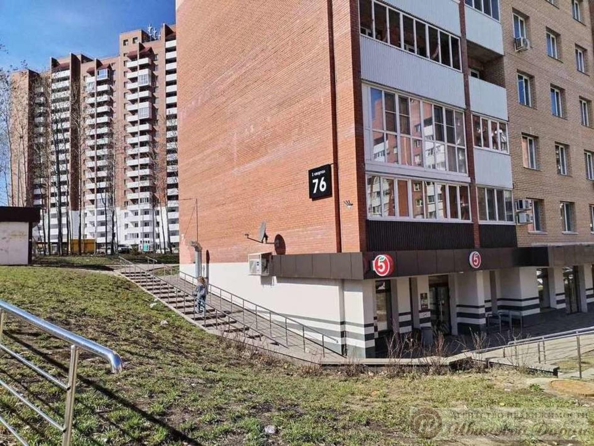 Купить офис, помещение под офис за 4 500 000 рублей на 1-й квартал, 76