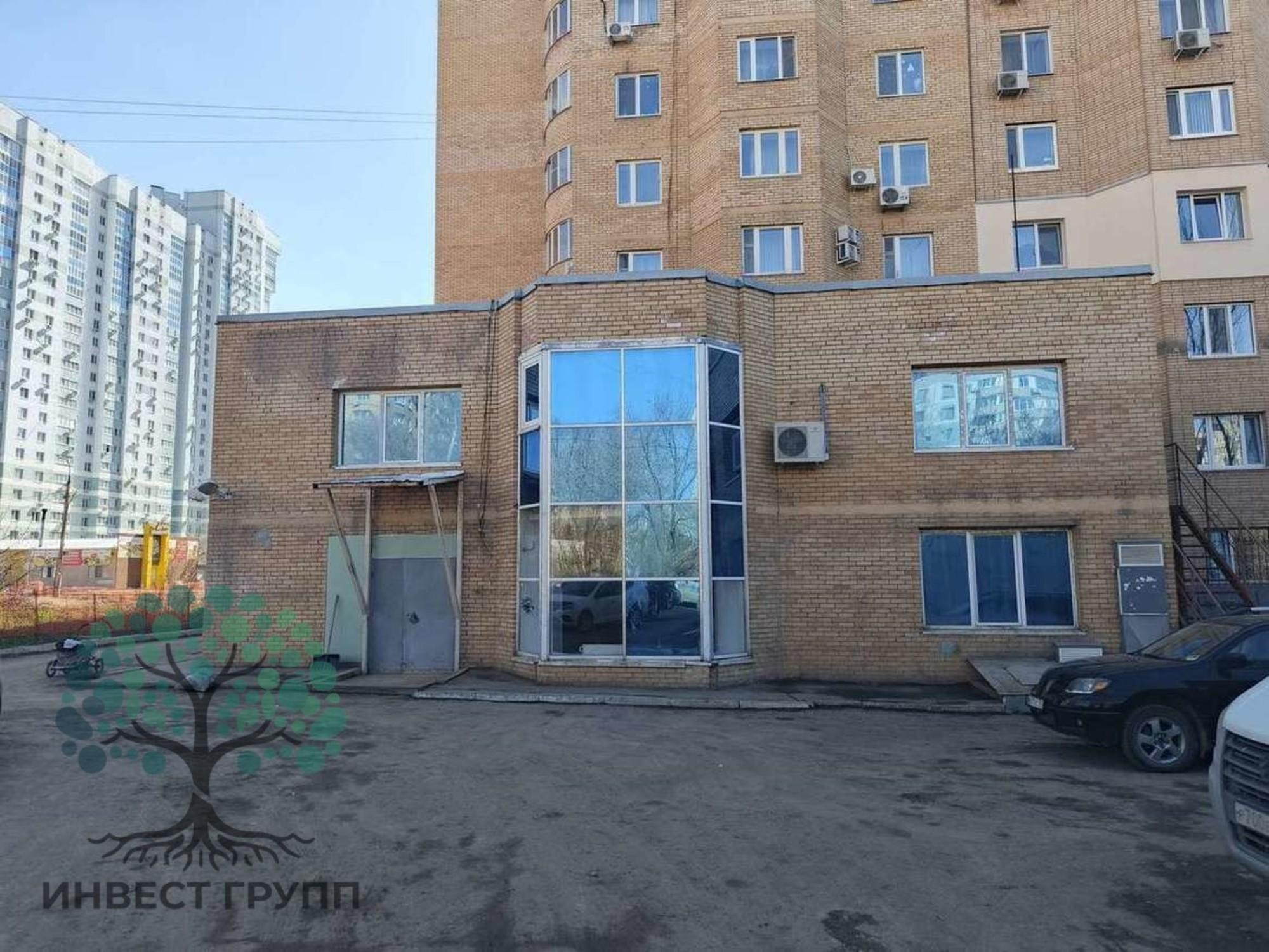 Сдать торговое помещение за 212 220 рублей на Карла Маркса проспект, 39