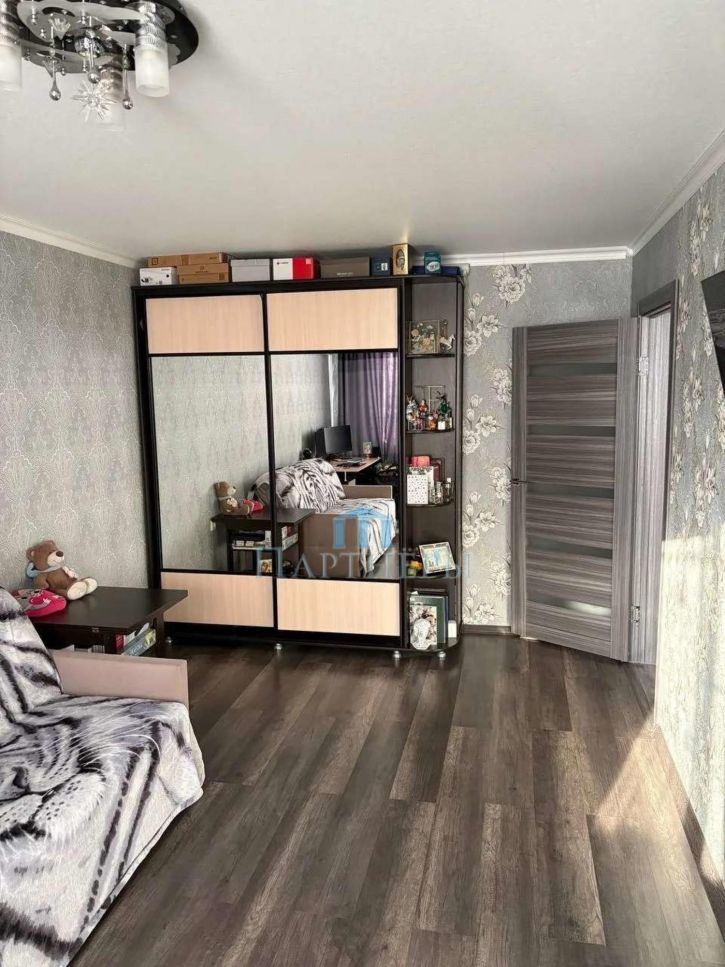 1-комн квартира Георгия Димитрова улица, 105