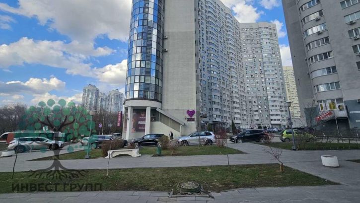 Торговое помещение Врубеля улица, 13