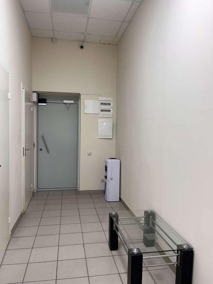 Помещение свободного назначения Коммунистическая улица, 9