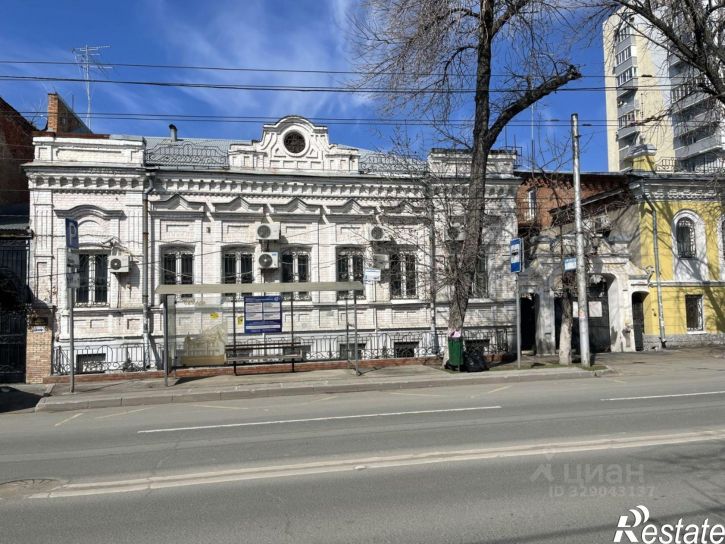 Отдельное здание улица Водников, 24/26,  д. 24/26