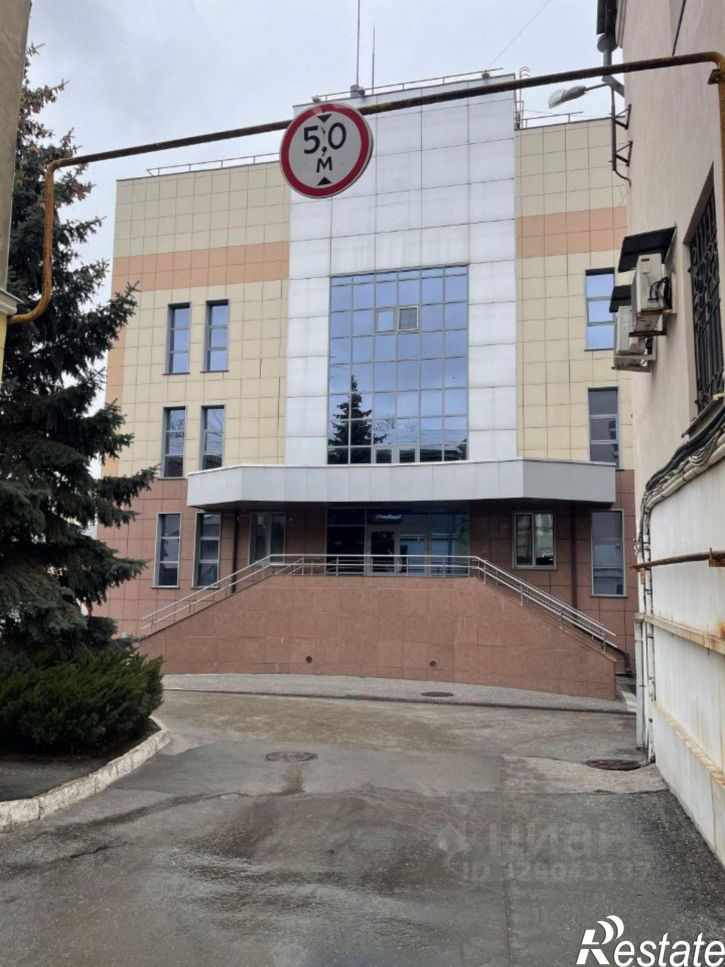 Отдельное здание улица Водников, 24/26,  д. 24/26