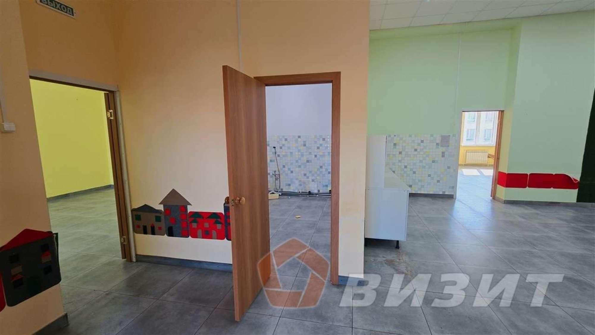 Сдать торговое помещение за 110 000 рублей на микрорайон Крутые Ключи, 46