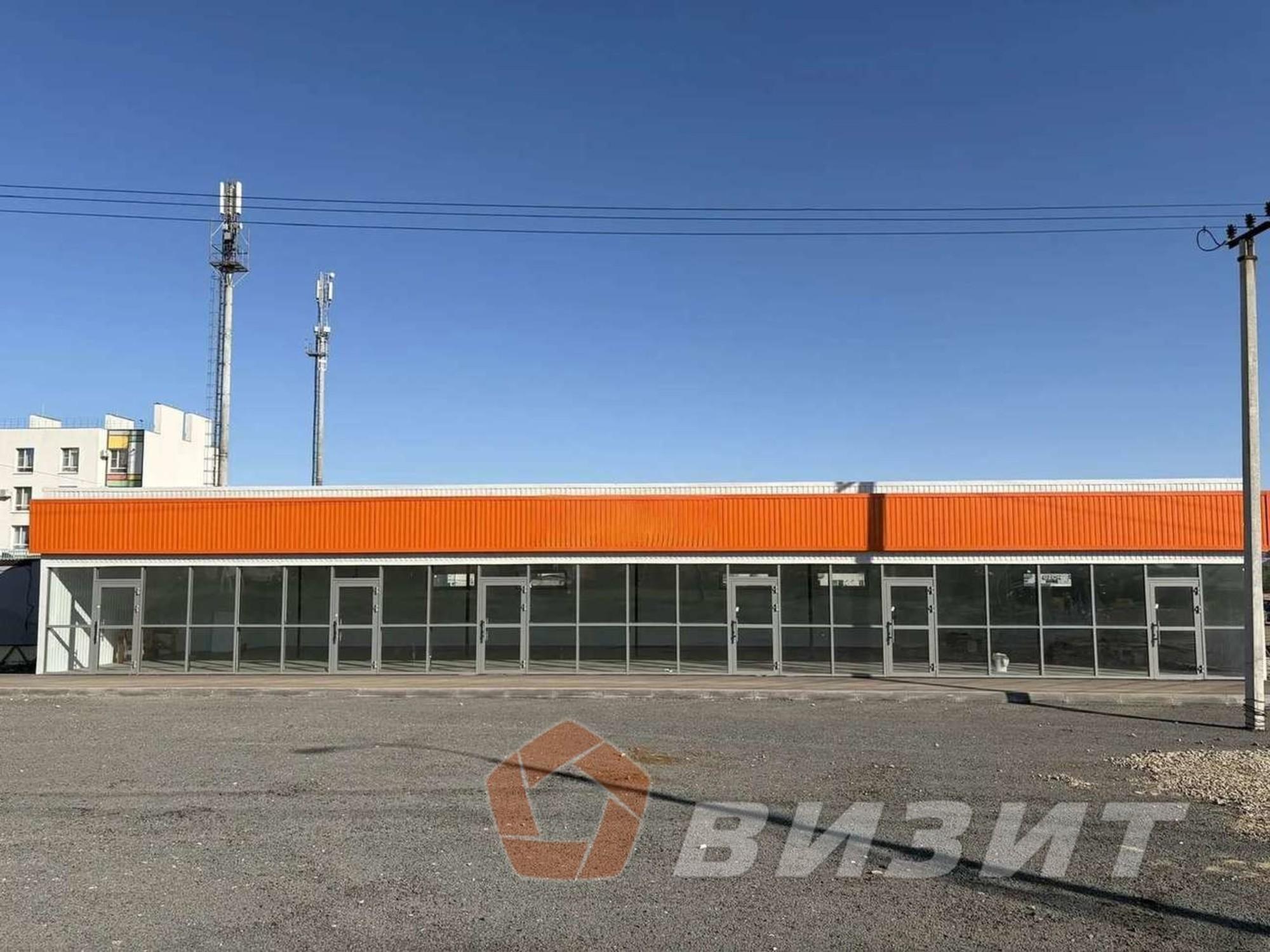 Сдать торговое помещение за 90 000 рублей на Маршала Устинова улица, 40е