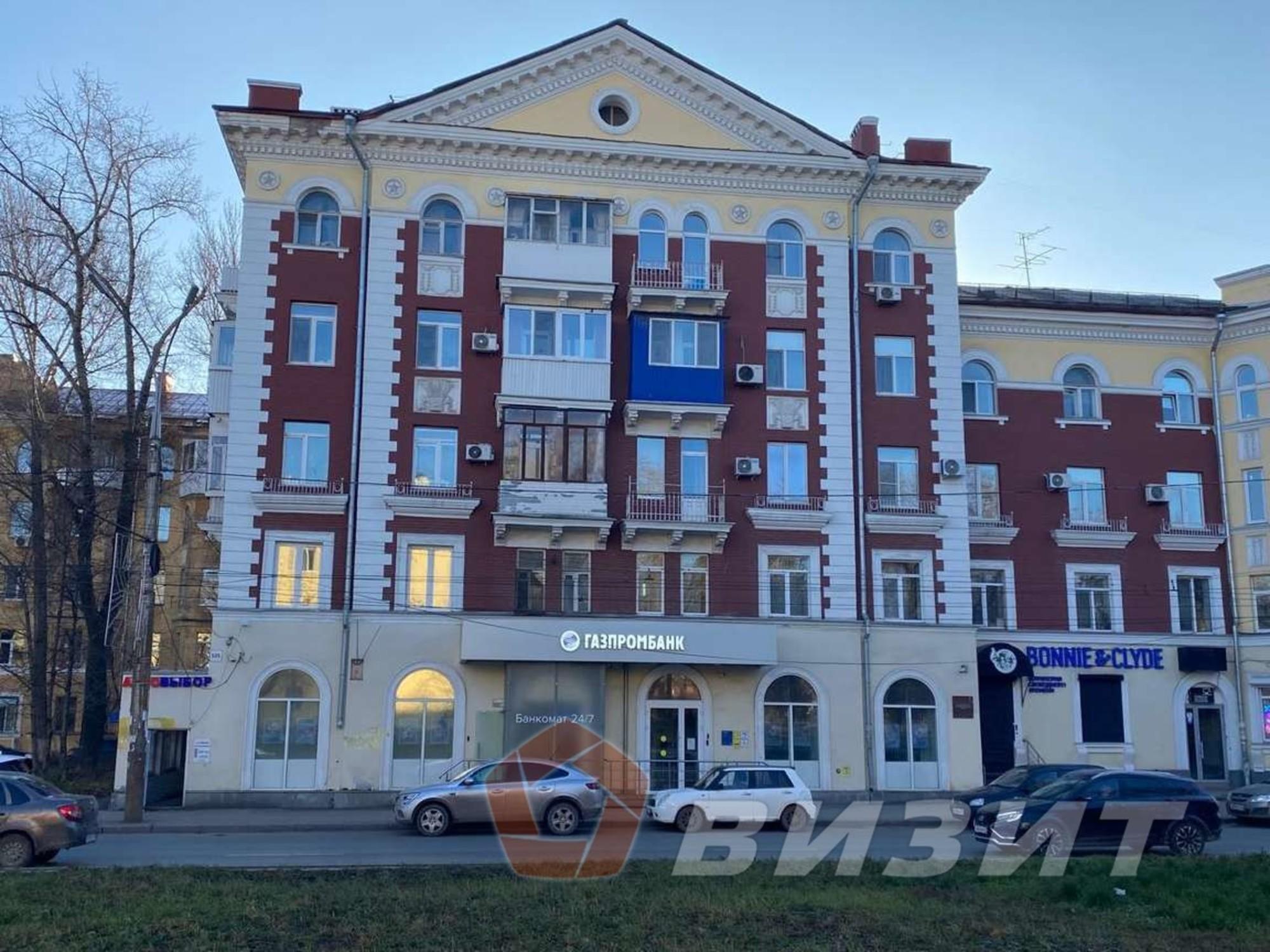 Купить торговое помещение за 31 000 000 рублей на Победы улица, 105