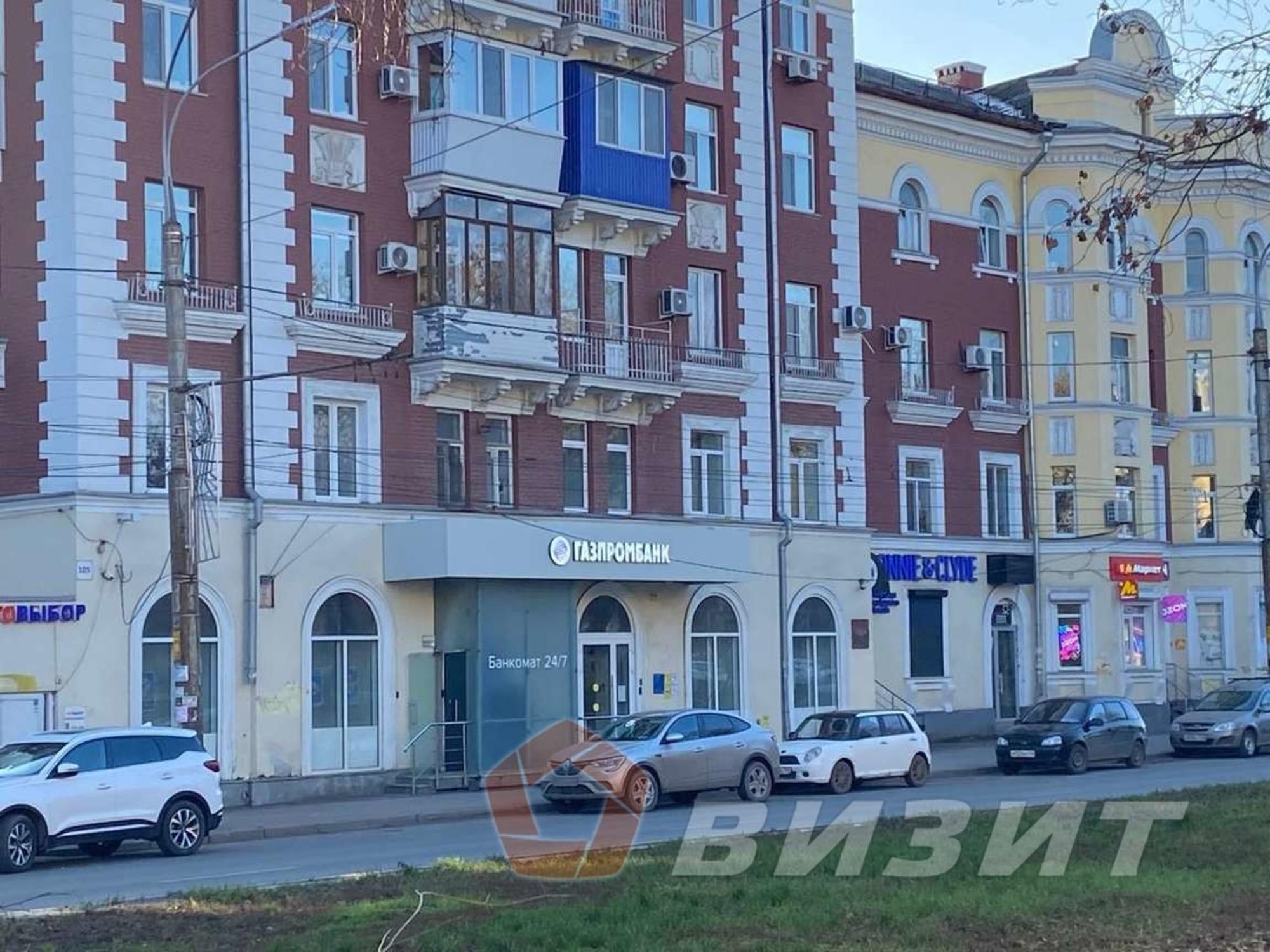 Купить торговое помещение за 31 000 000 рублей на Победы улица, 105