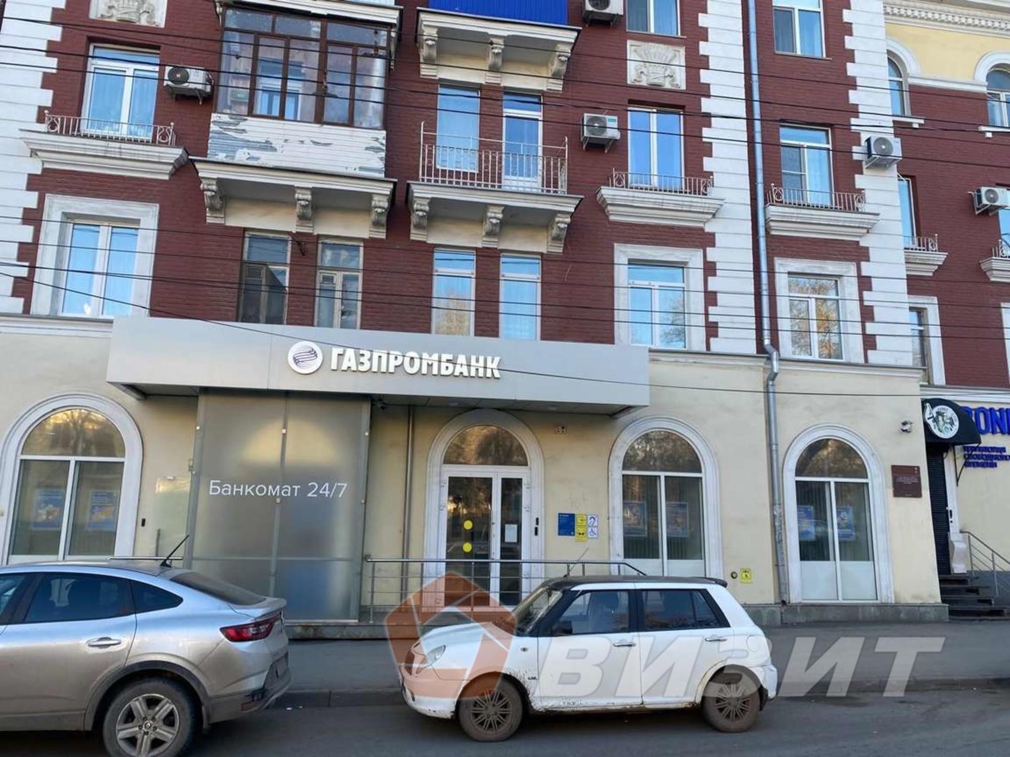 Купить торговое помещение за 31 000 000 рублей на Победы улица, 105