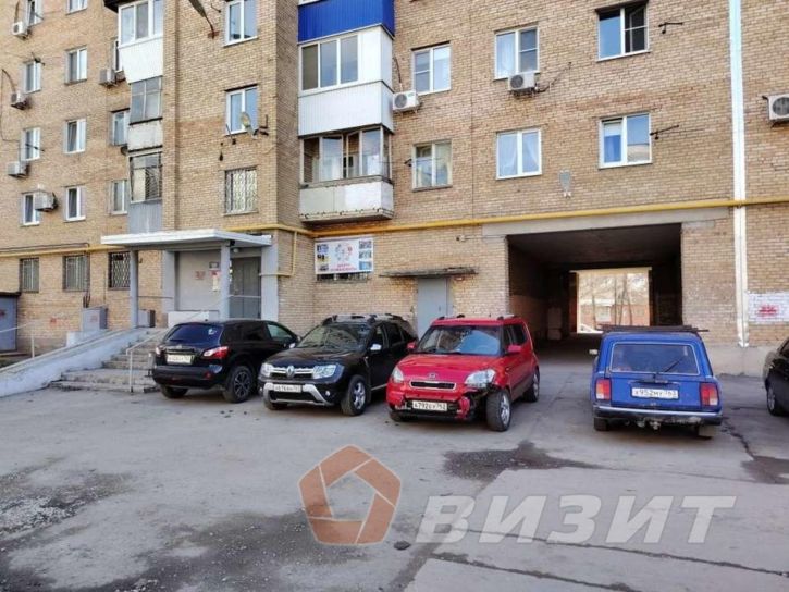 Торговое помещение Юных Пионеров проспект, 142