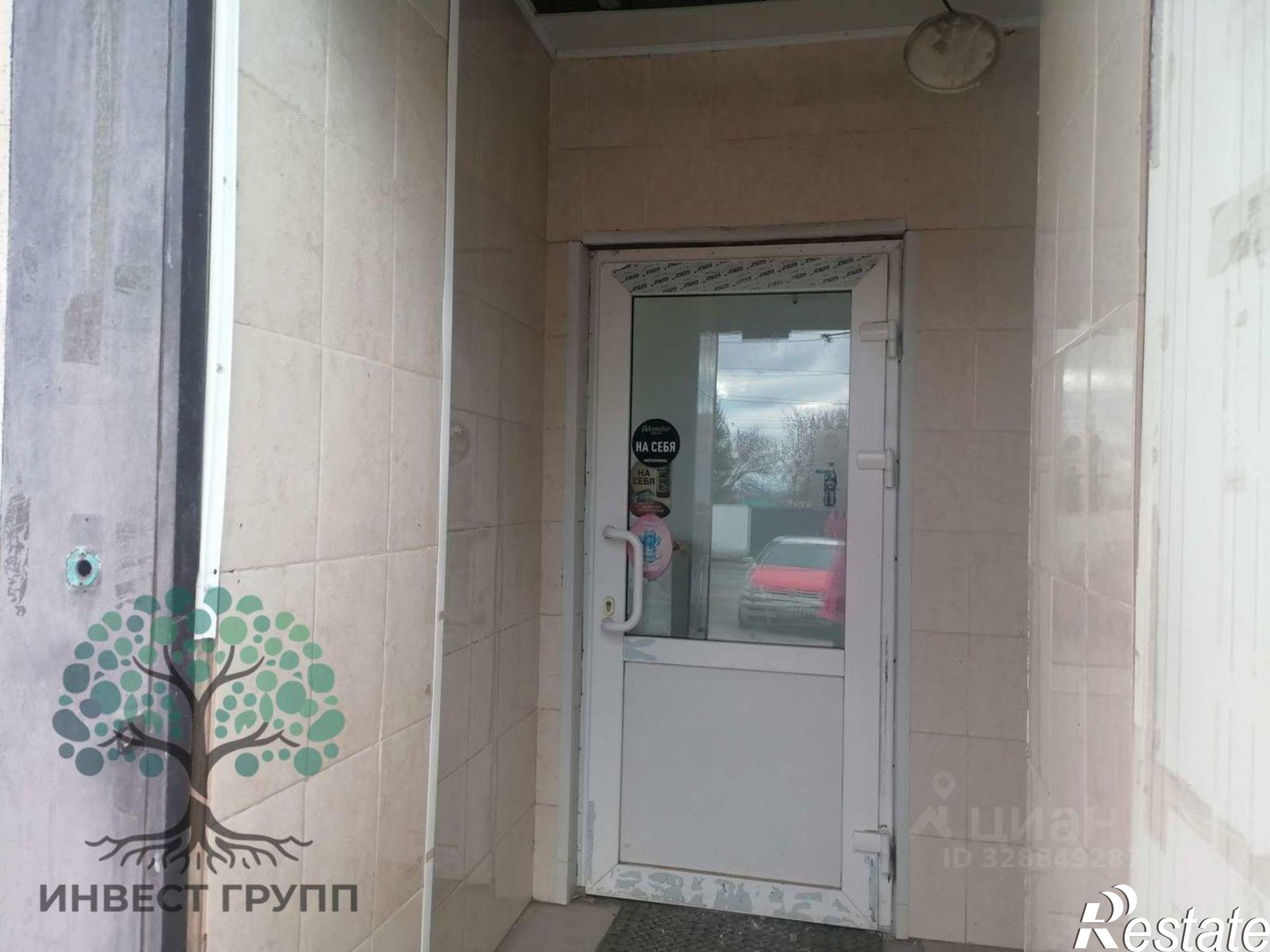 Купить торговое помещение за 10 000 000 рублей на ул Ново-Урицкая, 40