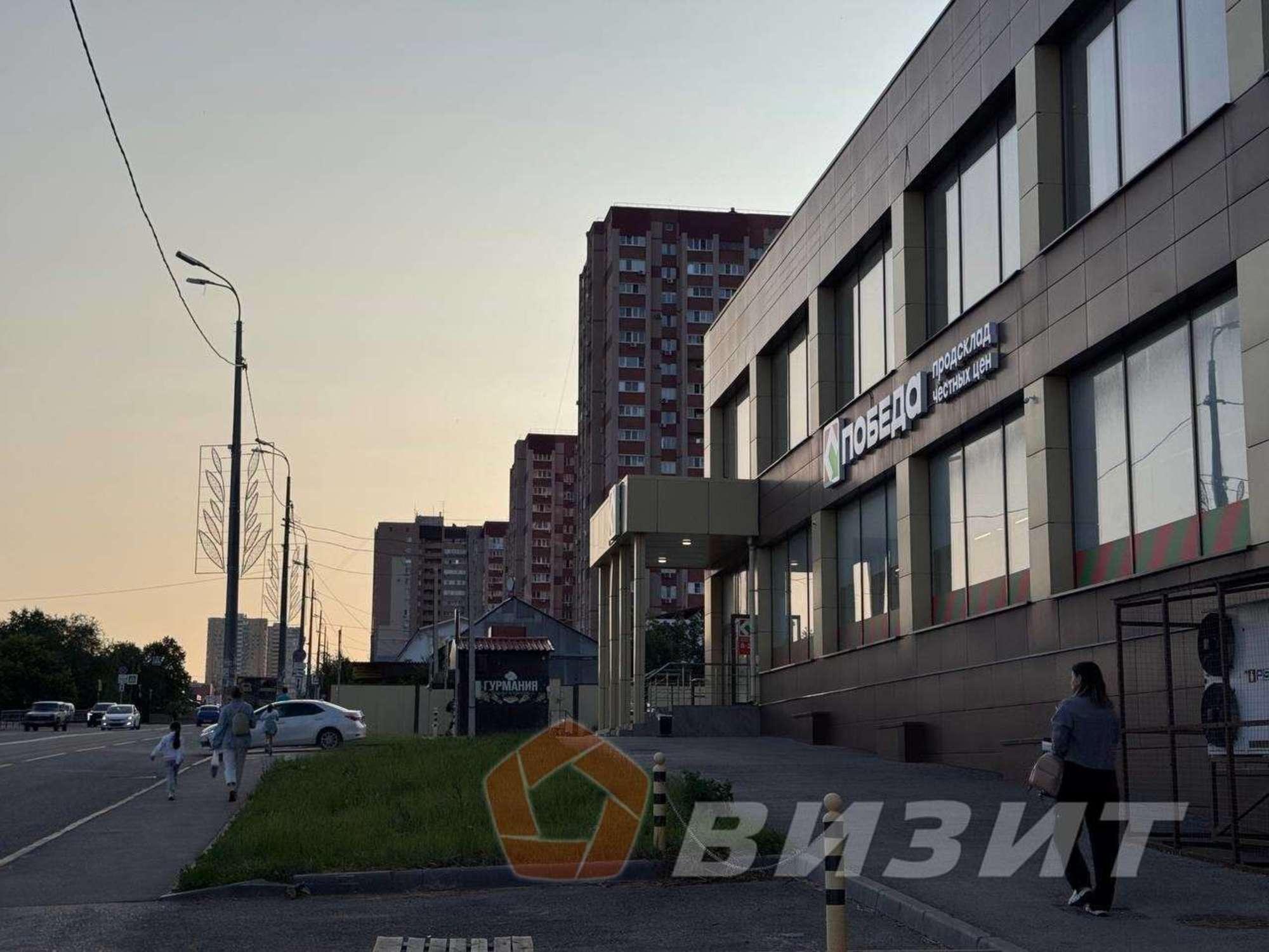 Сдать торговое помещение за 364 000 рублей на Дыбенко улица, 94