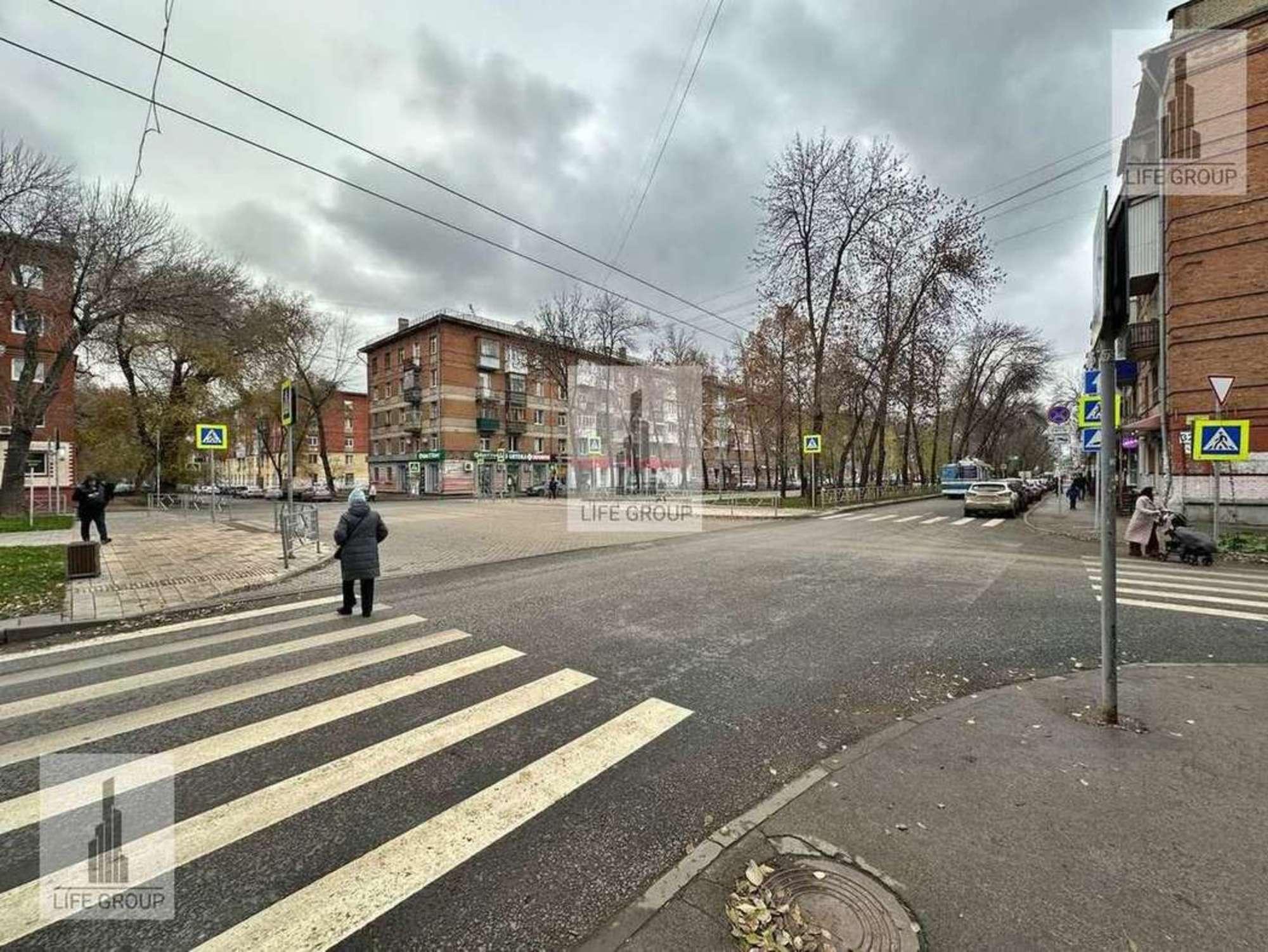 Купить торговое помещение за 7 390 000 рублей на Металлургов проспект, 92