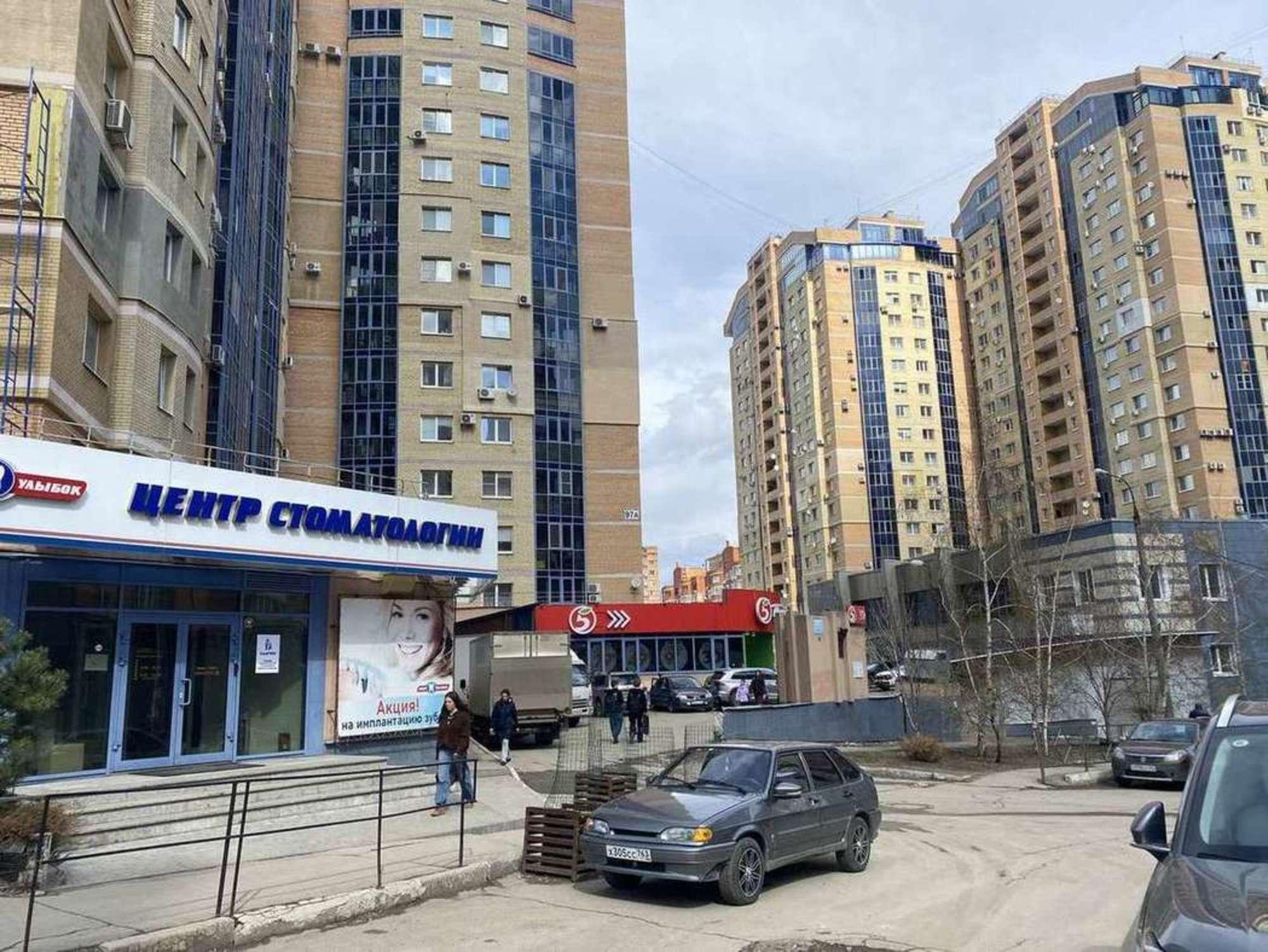 Купить торговое помещение за 11 000 000 рублей на 5-я просека, 97а