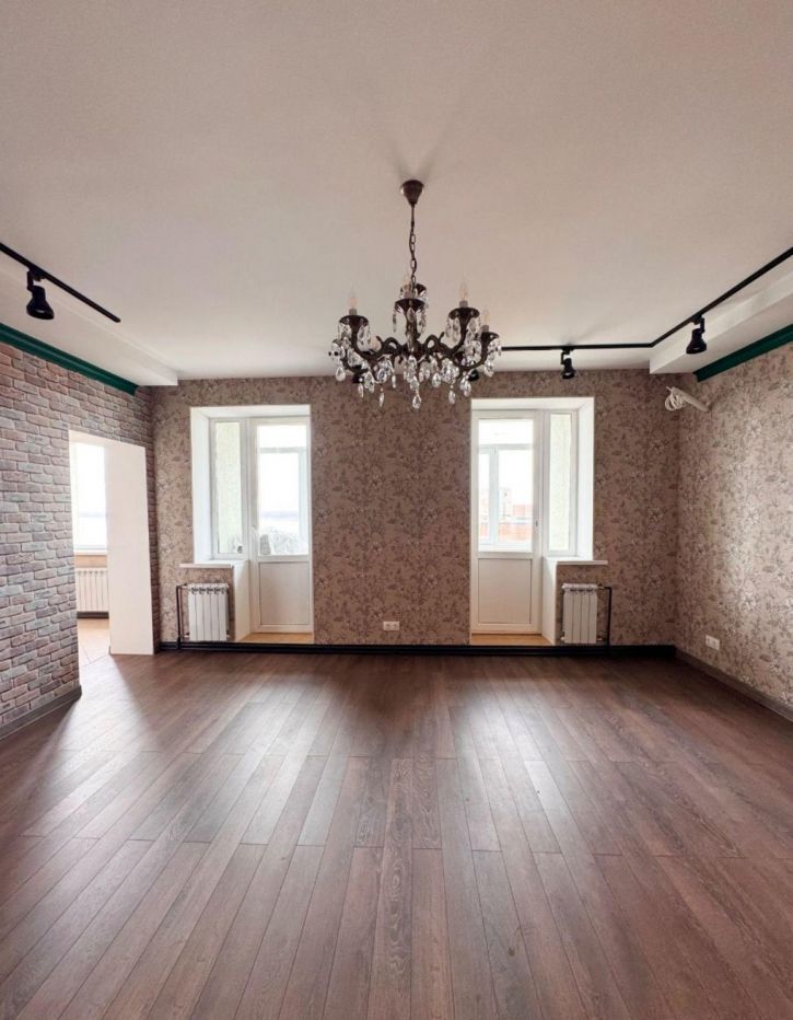 3-комн квартира Комсомольская улица, 7