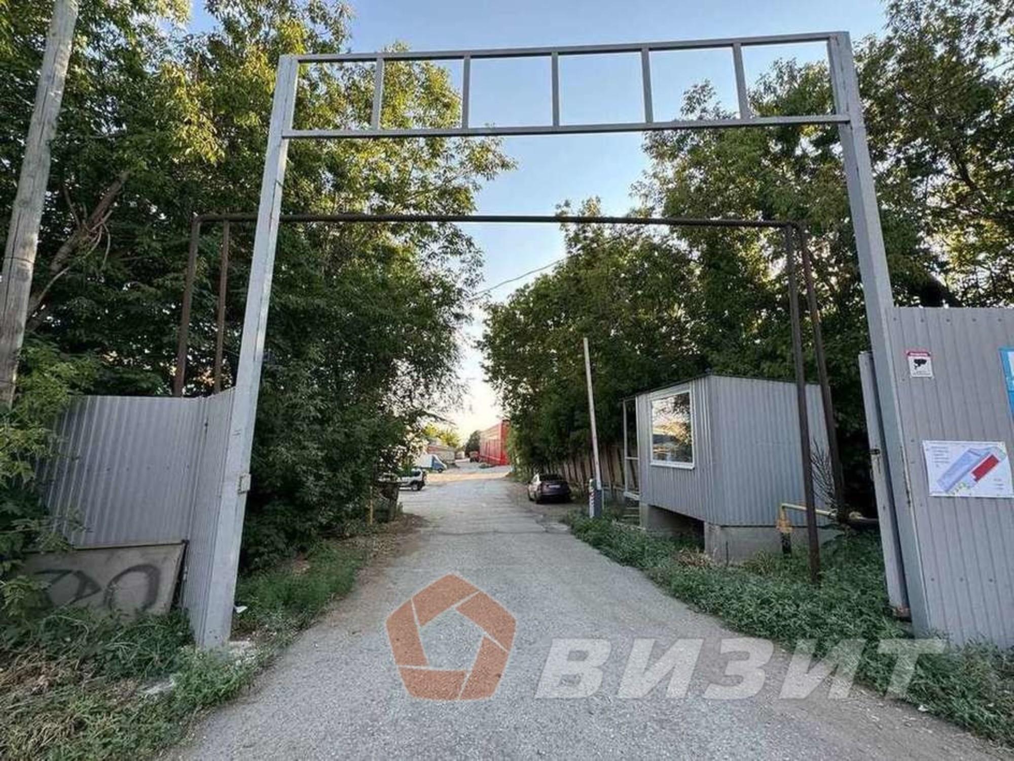 Купить складское помещение за 10 300 000 рублей на Клиническая улица, 257