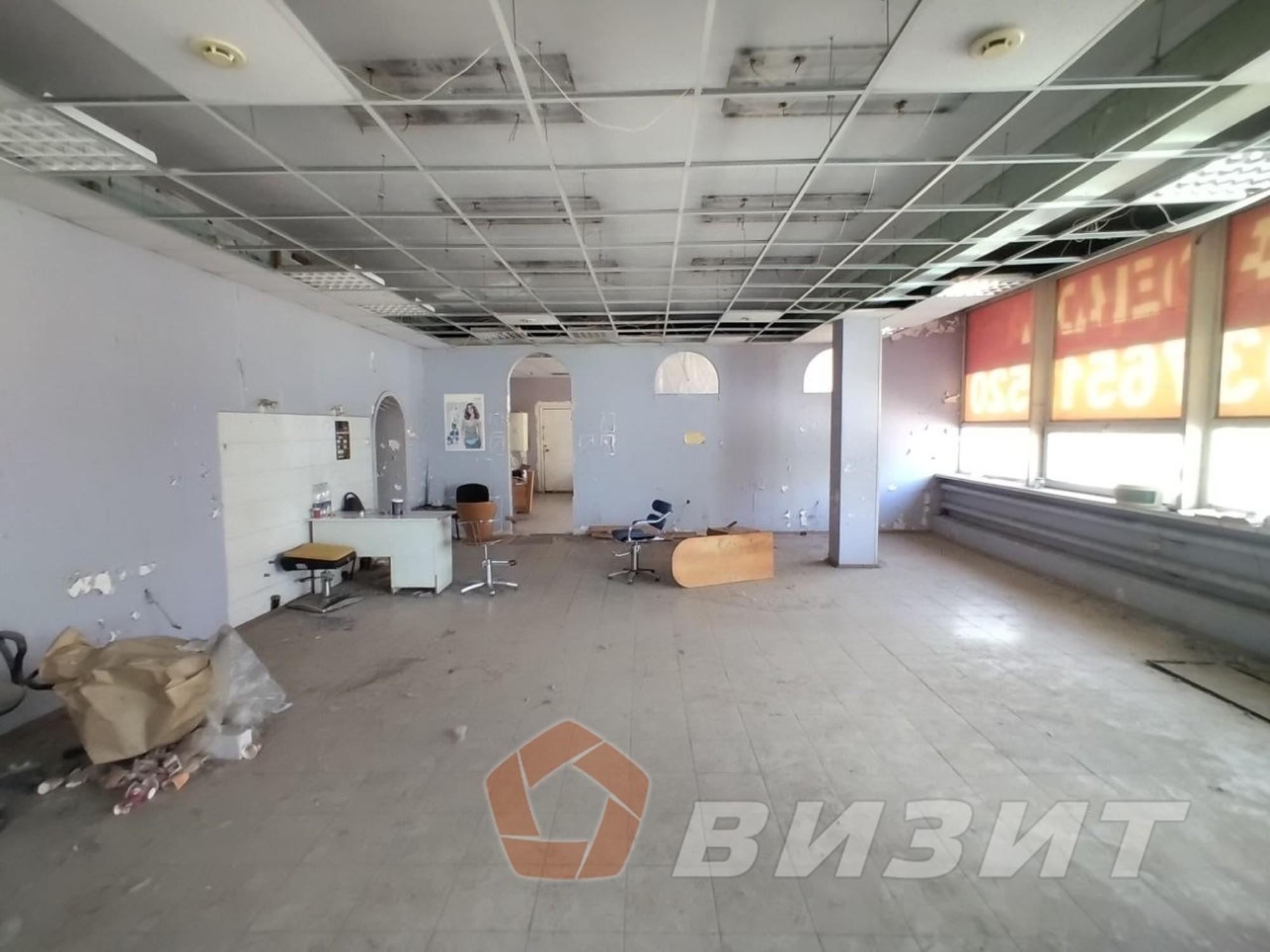 Купить торговое помещение за 28 000 000 рублей на Стара-Загора улица, 141