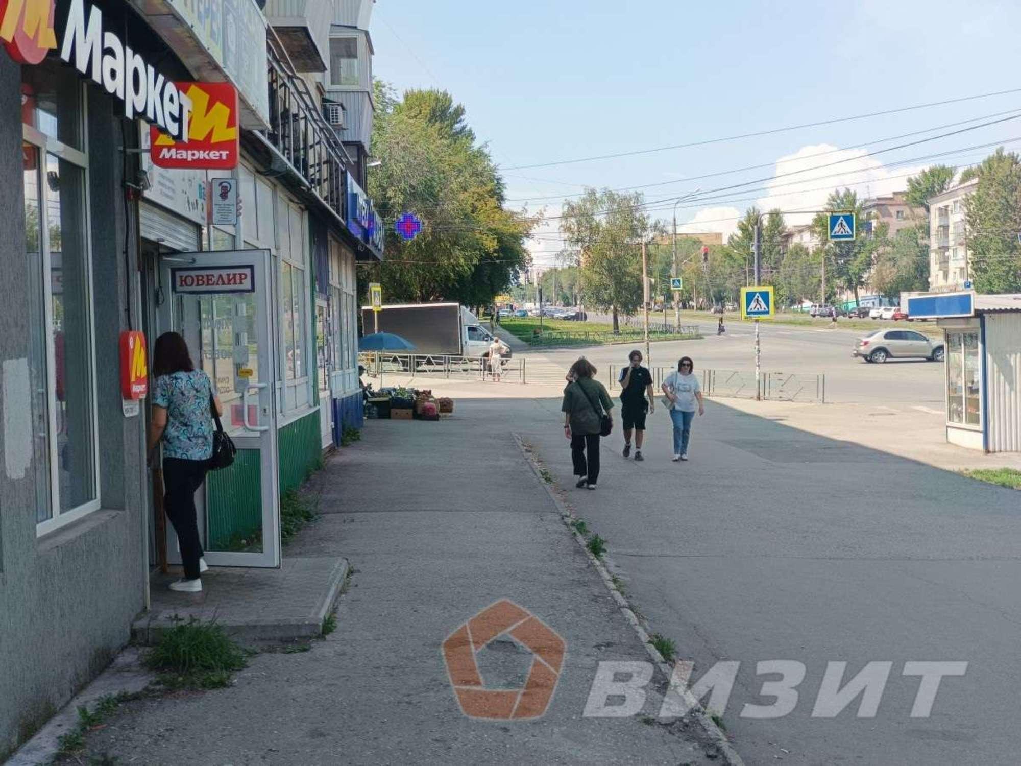 Сдать торговое помещение за 129 000 рублей на 22 Партсъезда улица, 18