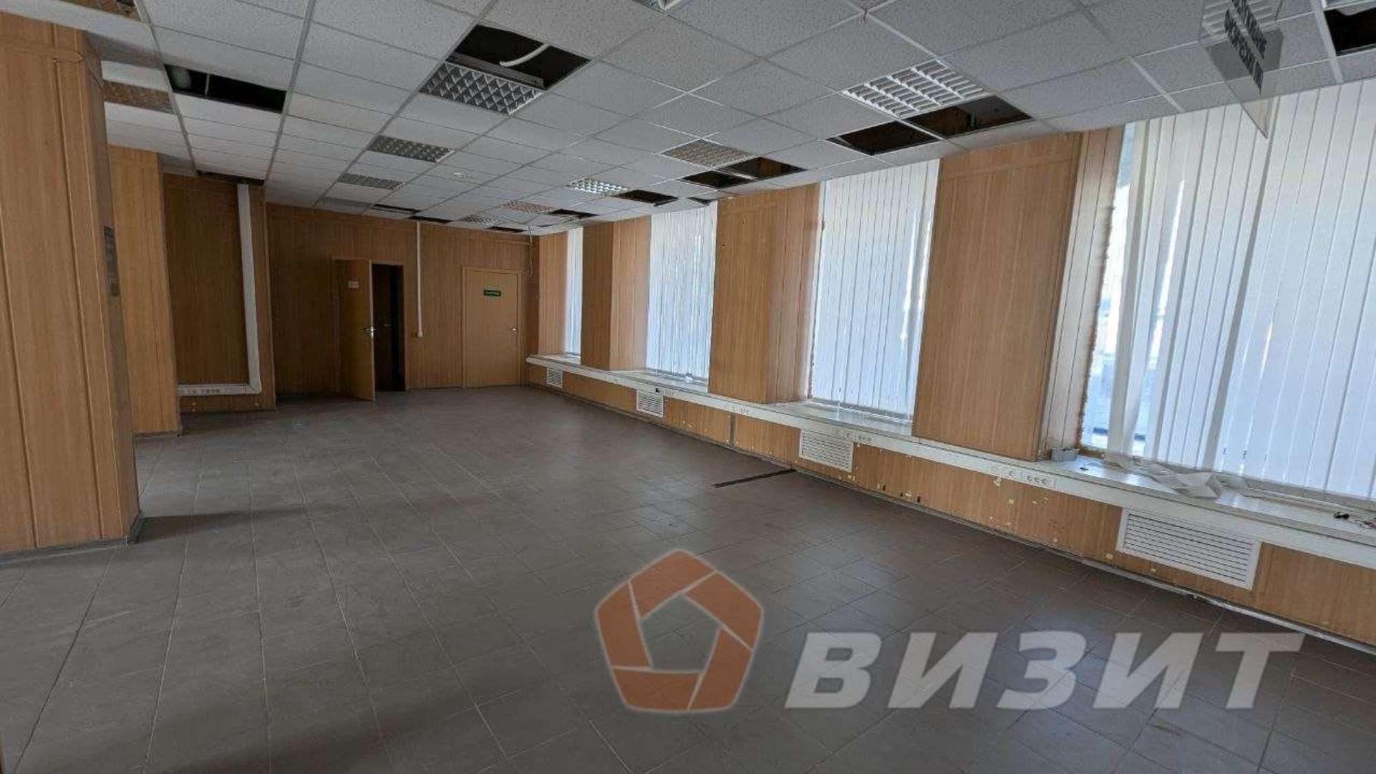 Сдать торговое помещение за 370 000 рублей на Гагарина улица, 103