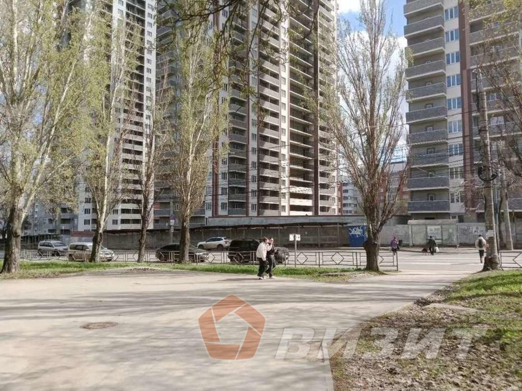 Сдать торговое помещение за 70 000 рублей на Советской Армии улица, 125а