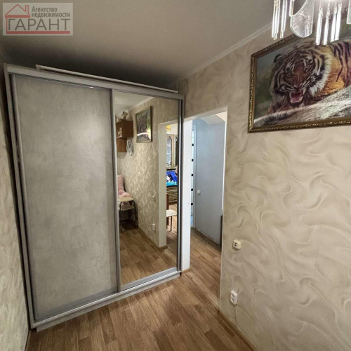 Продажа 2-комн квартиры Карла Маркса проспект, 372