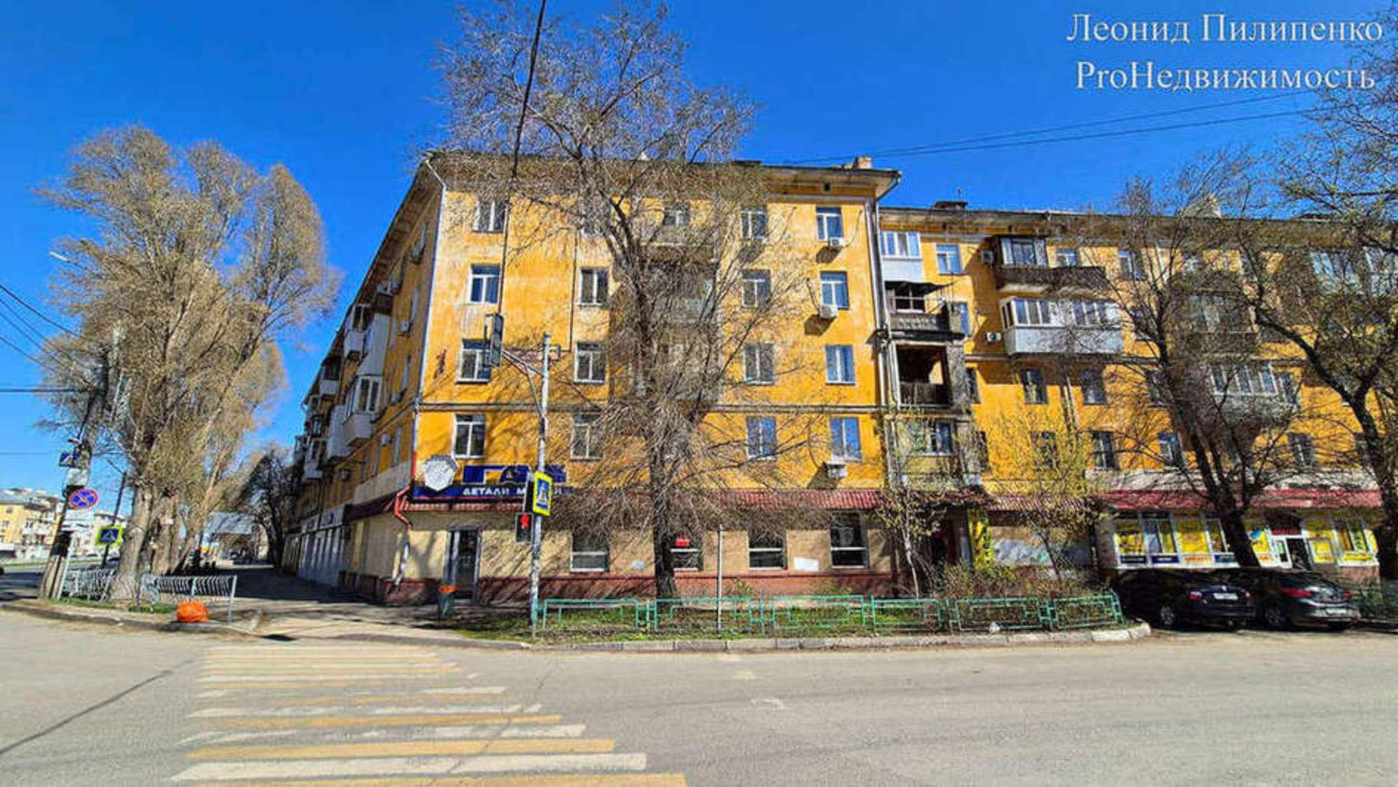 Сдать торговое помещение за 40 000 рублей на Победы улица, 1