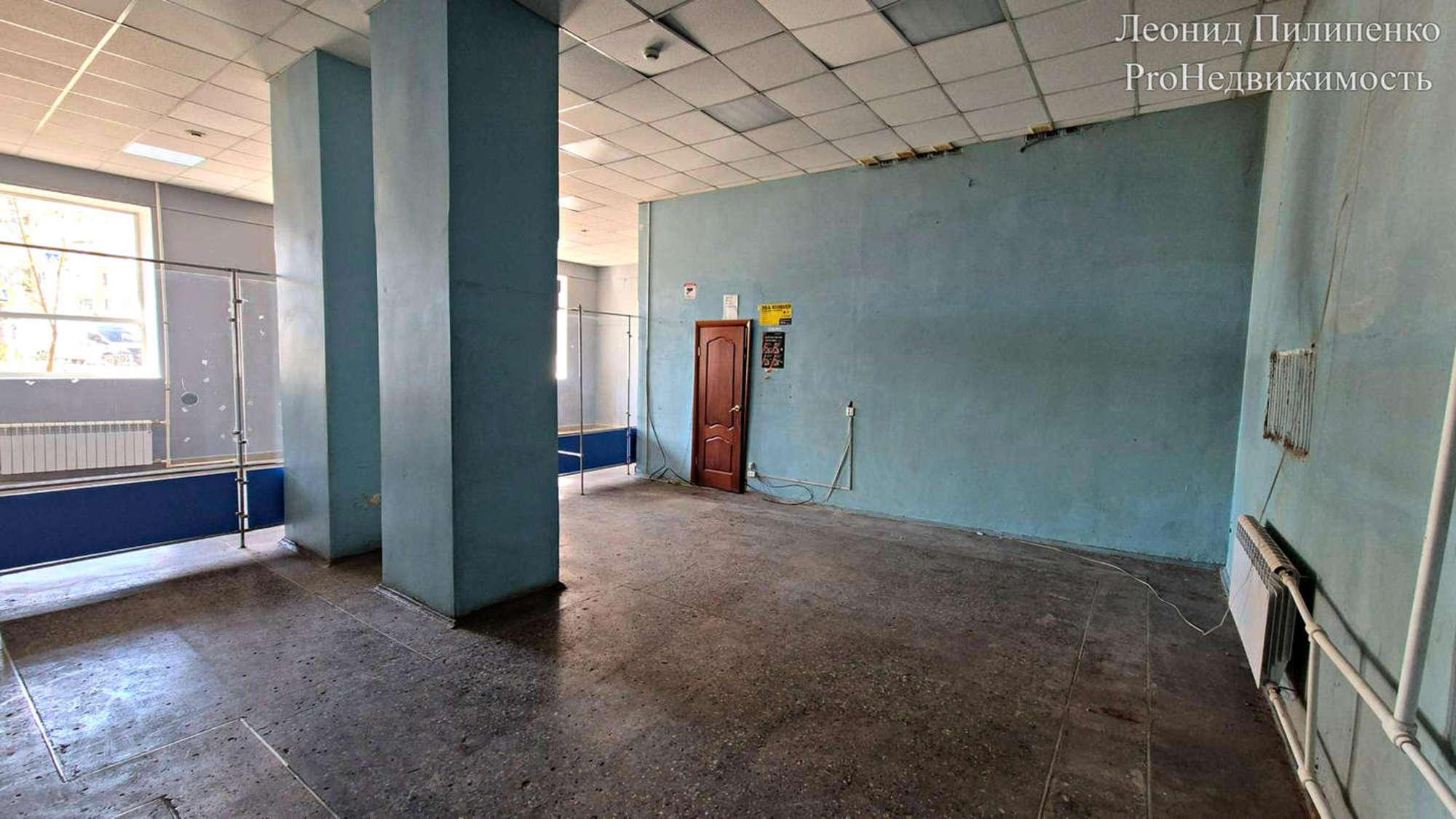 Сдать торговое помещение за 40 000 рублей на Победы улица, 1